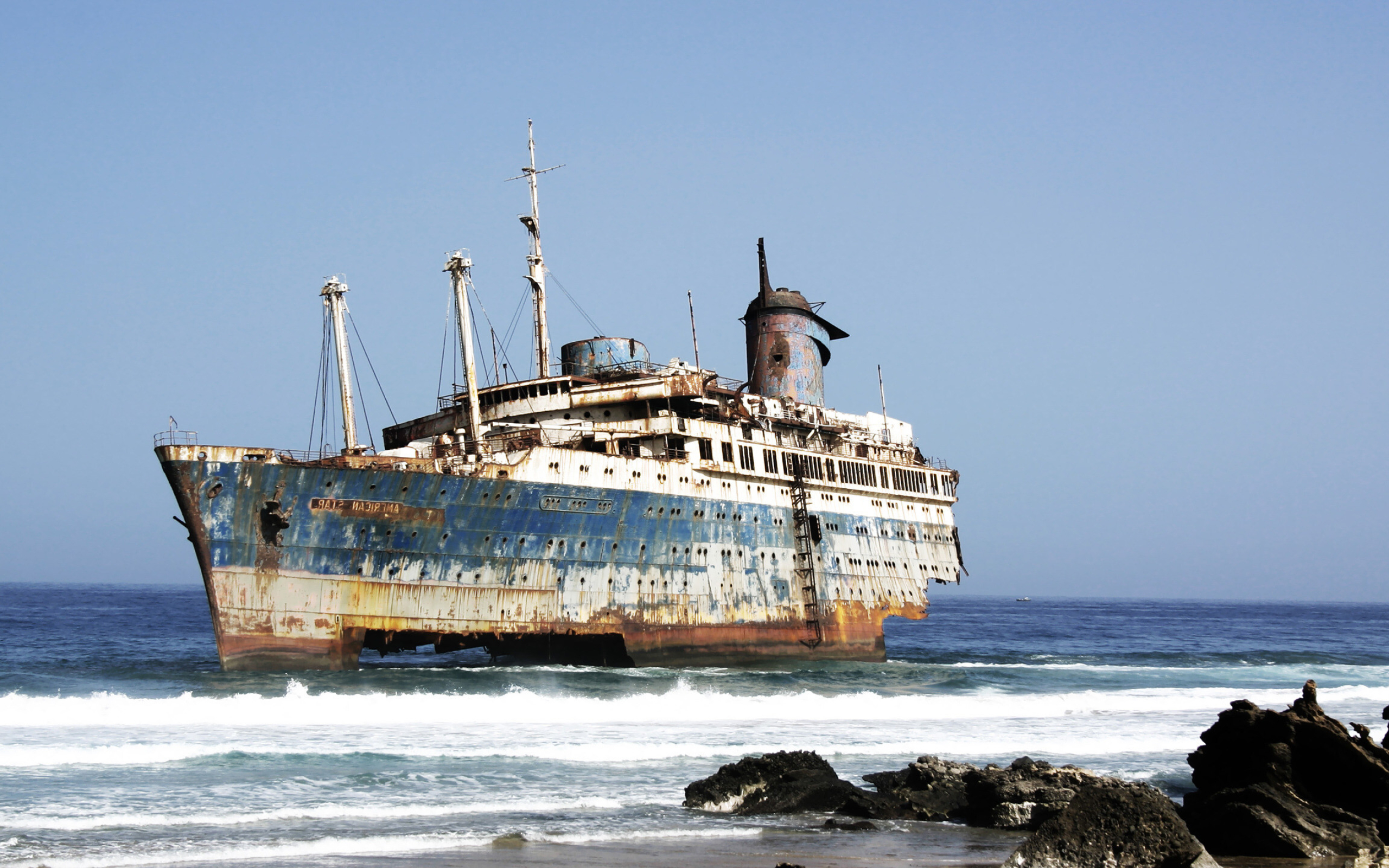 Ghost Ship, World wallpaper, 2560x1600 HD Desktop