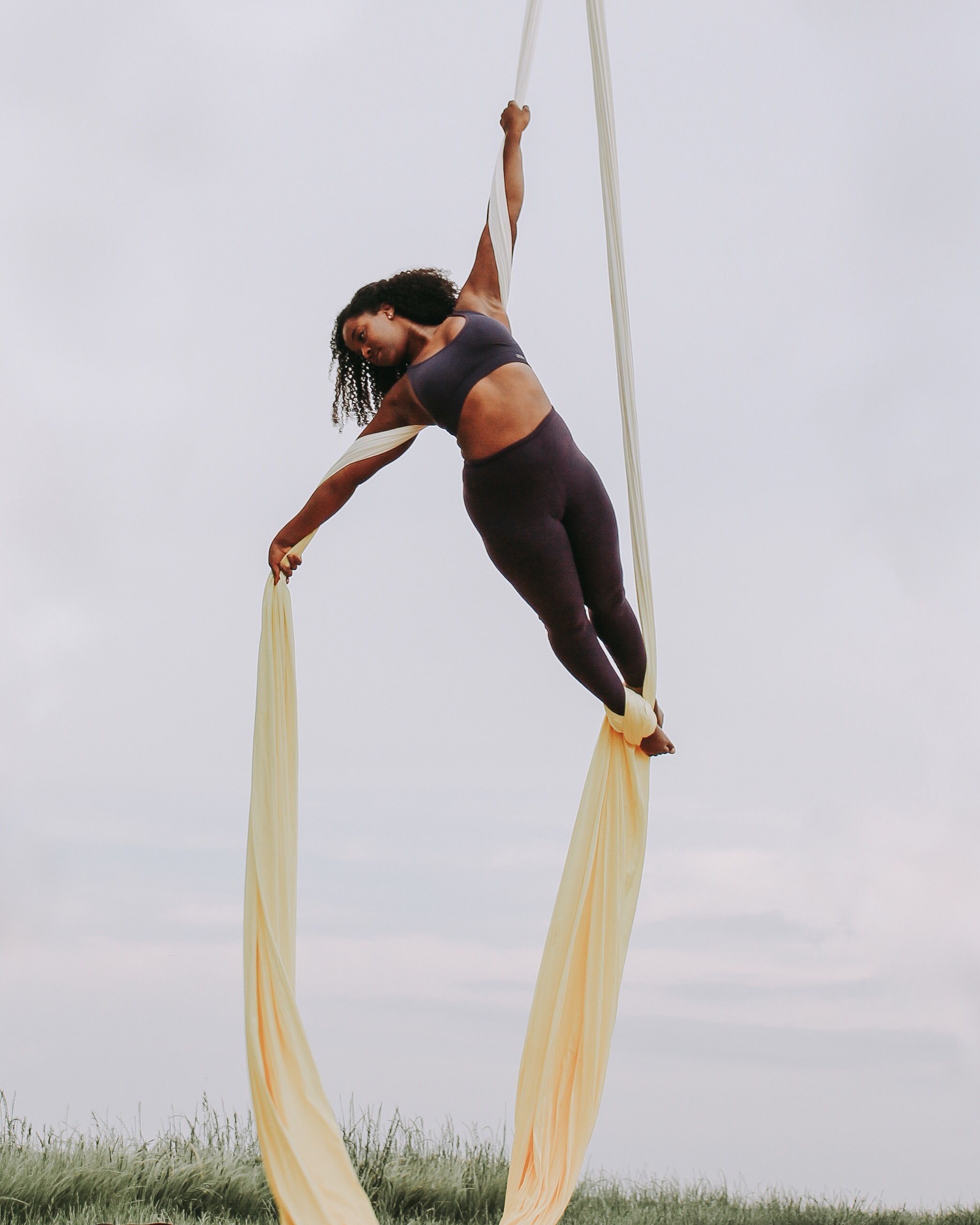 Acrobatic dance, Aerial Silks Wallpaper, 2090x2620 HD Phone