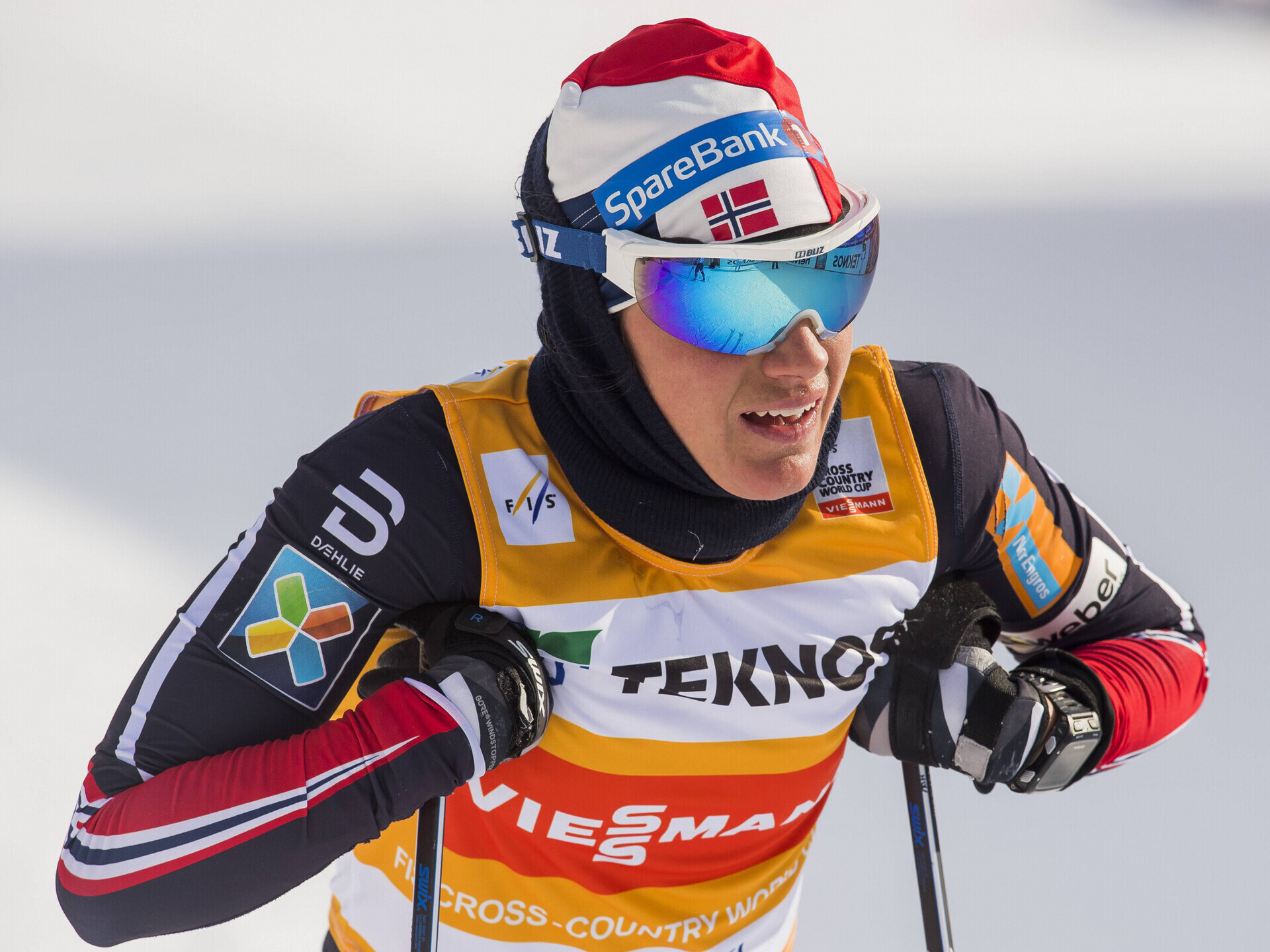Heidi Weng, Mental health struggles, Skiing challenges, ERR coverage, 1920x1440 HD Desktop