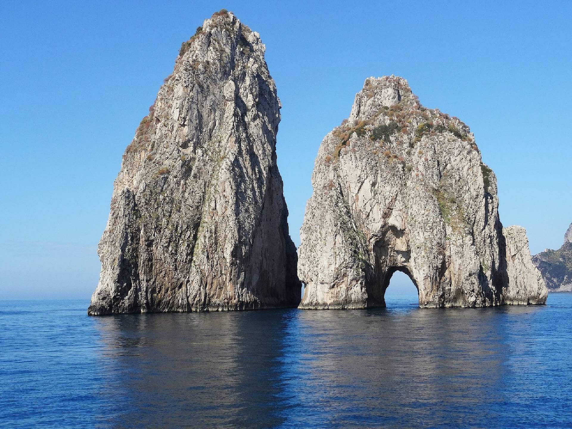 Capri Island, Grand Tour, Historical landmarks, Nature's beauty, 1920x1440 HD Desktop