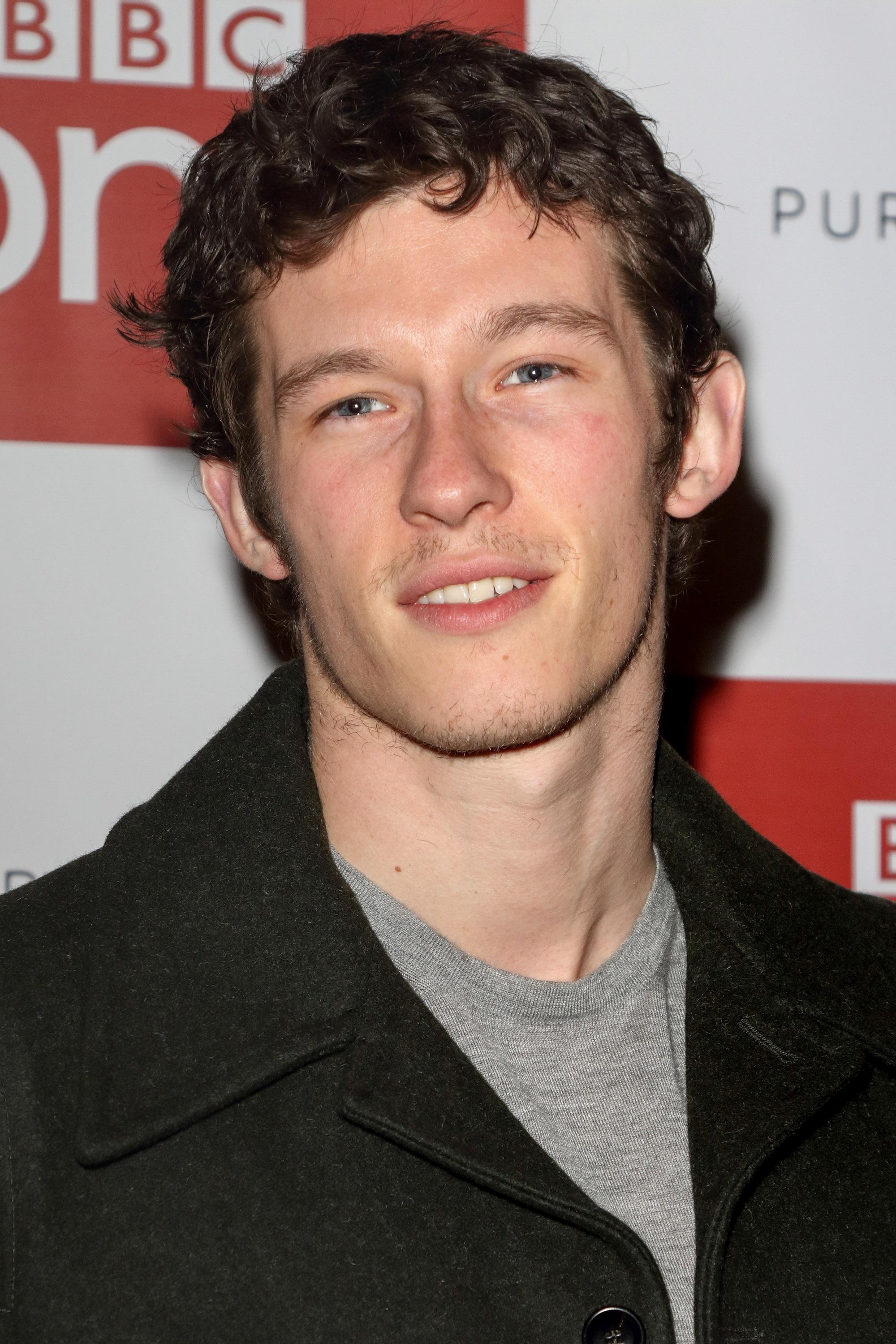 Callum Turner, Darrow role, Red Rising adaptation, Sci-fi series, 2000x3000 HD Phone