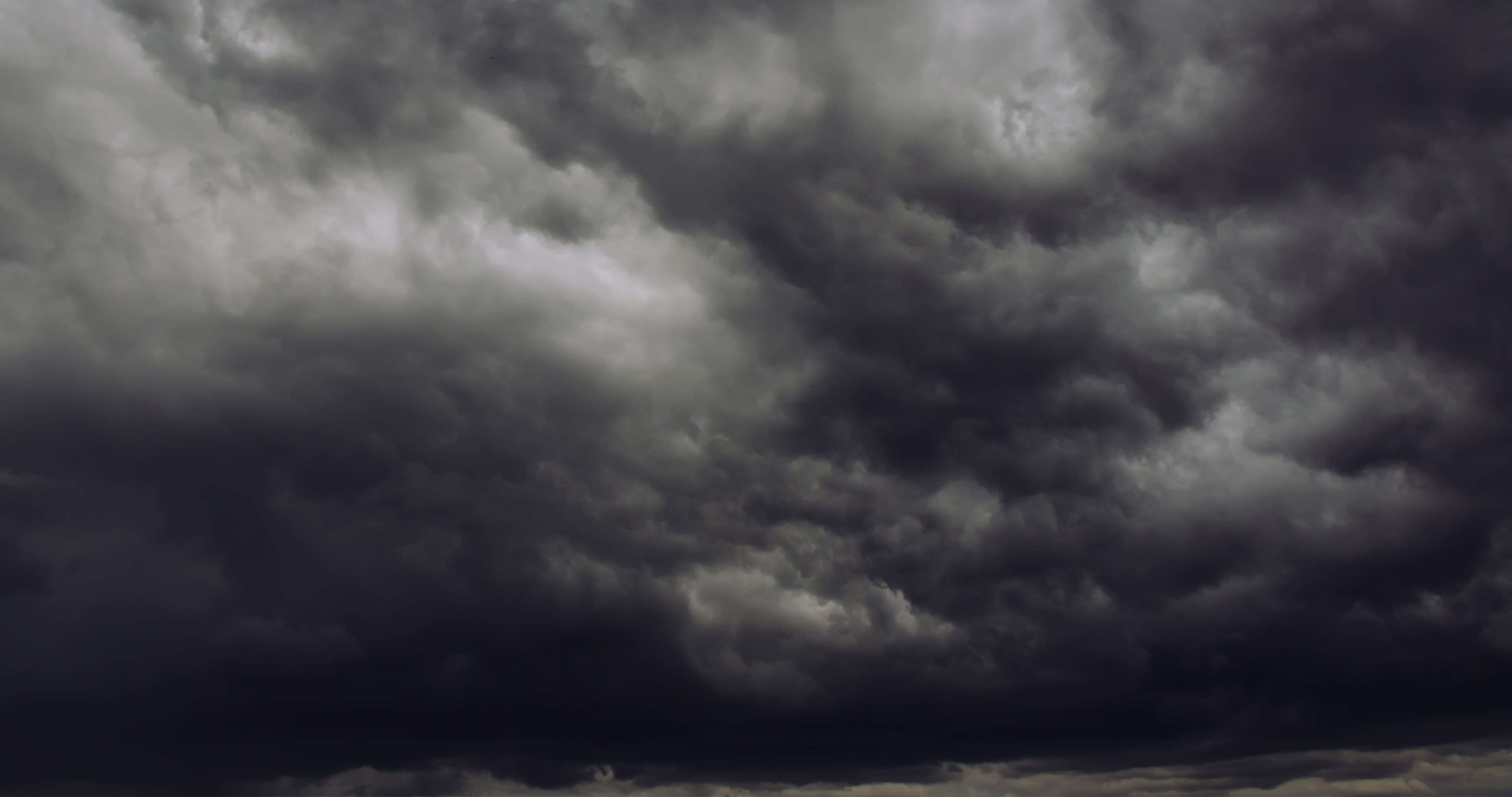 Gray Cloudy Sky, Dark storm clouds, Thunder and lightning, Intense drama, 3840x2030 HD Desktop