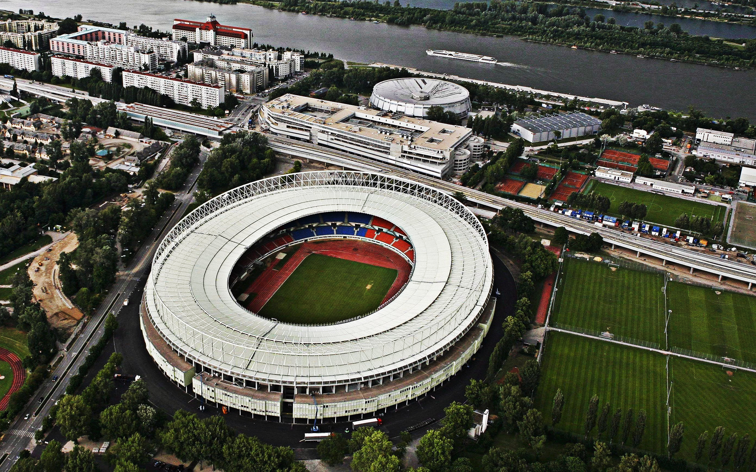 Ernst Happel Stadium, Vienna (Austria) Wallpaper, 2560x1600 HD Desktop