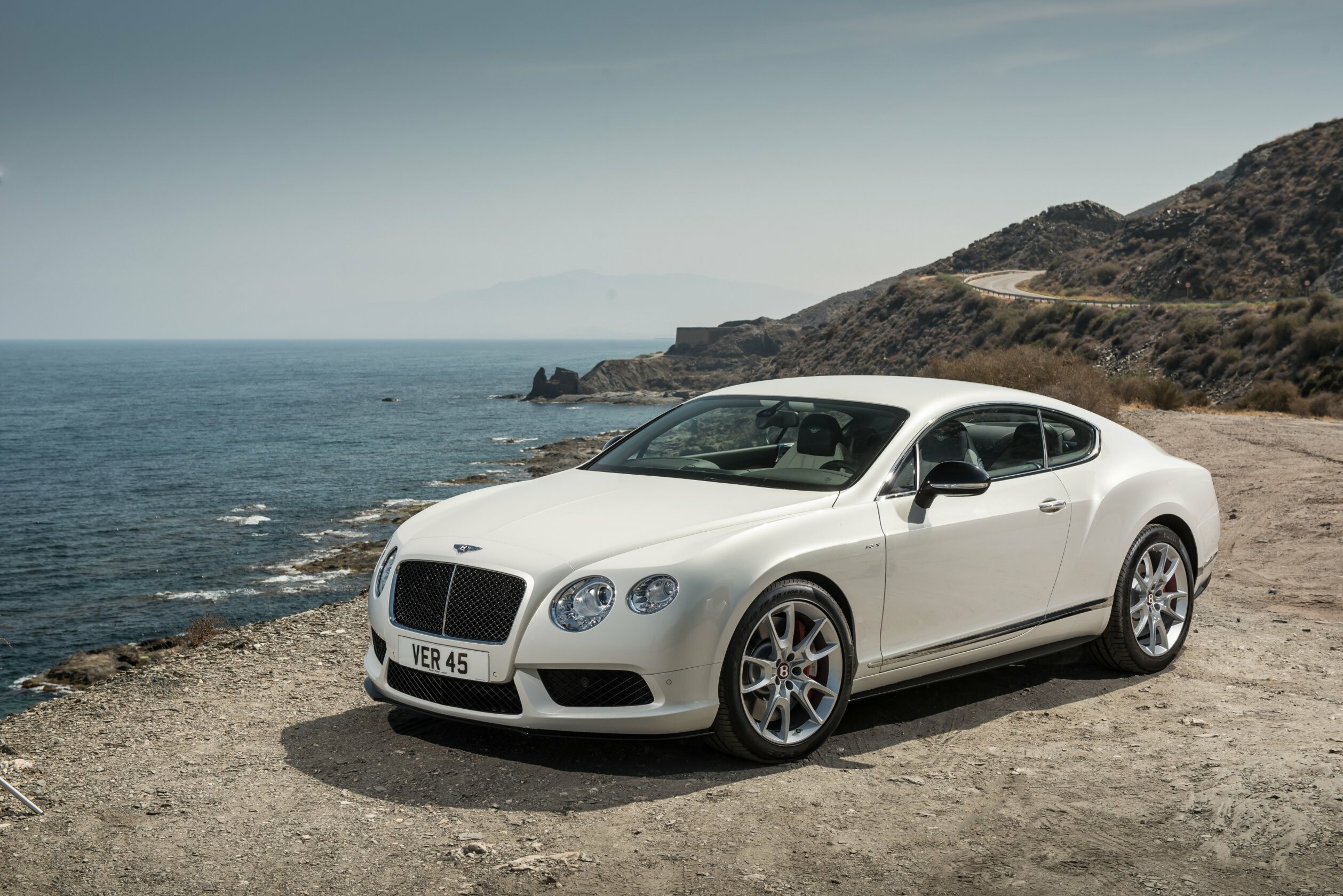 Bentley Continental GT, High-quality wallpapers, Vehicle showcase, 2019 performance, 2520x1680 HD Desktop