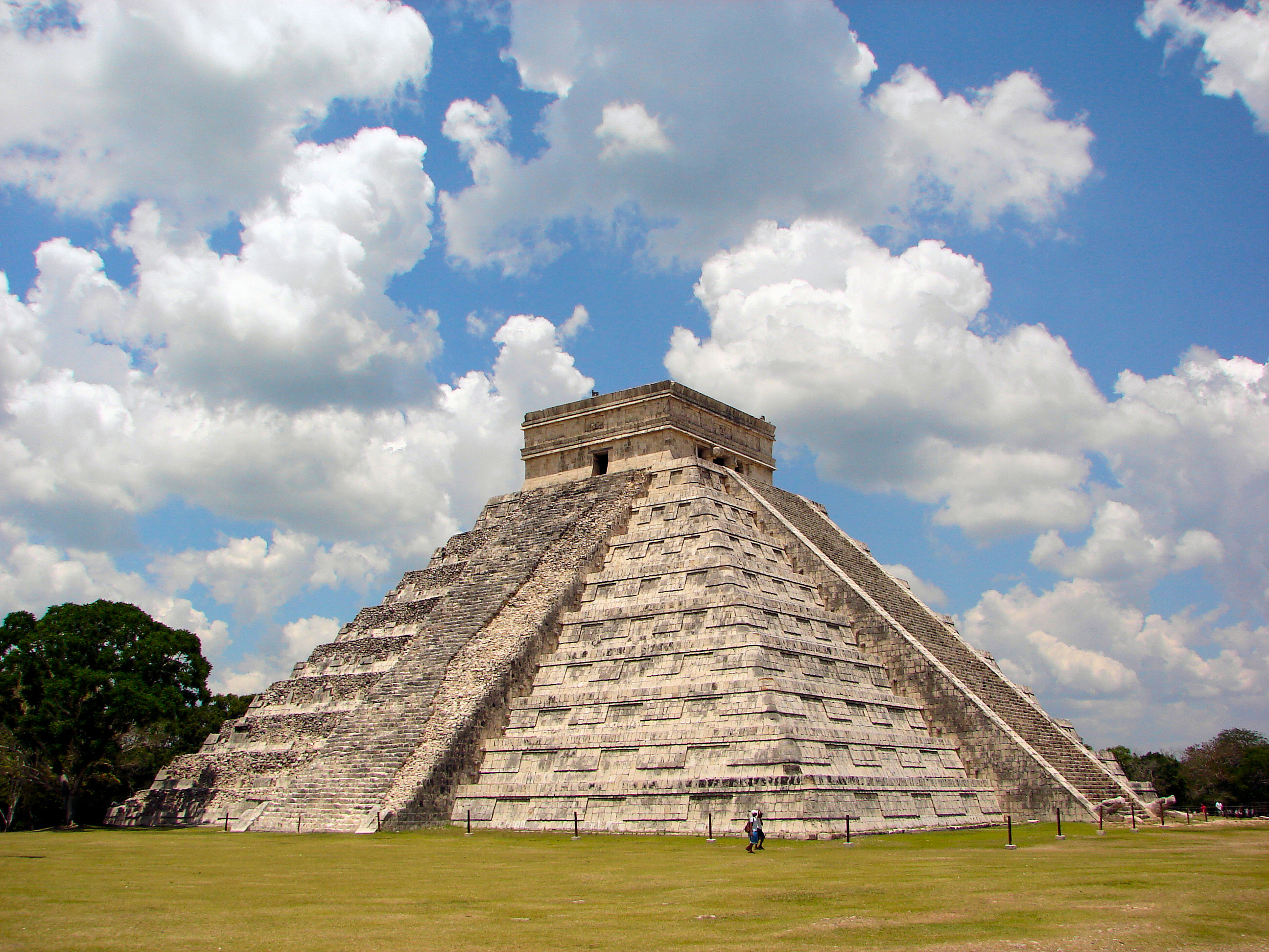 Chichen Itza, Wikimedia commons, 2600x1950 HD Desktop