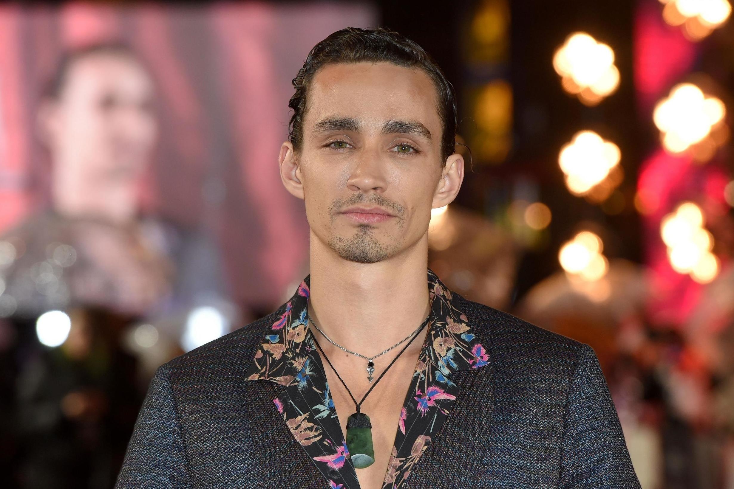 Robert Sheehan humor in tragedy, Unique perspective, Finding light in darkness, Inspiring outlook, 2470x1650 HD Desktop