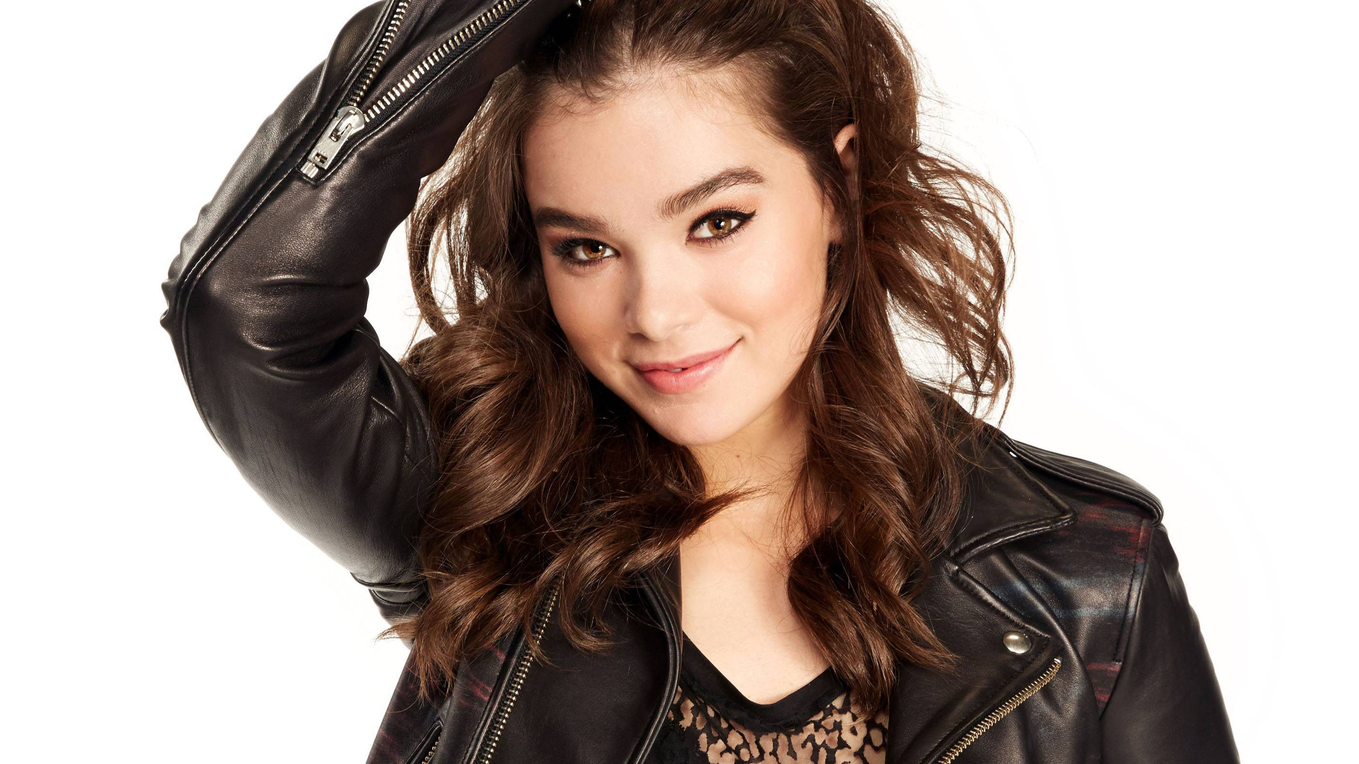 Hailee Steinfeld, Movies, 2019 new, Celebrities, 2800x1580 HD Desktop