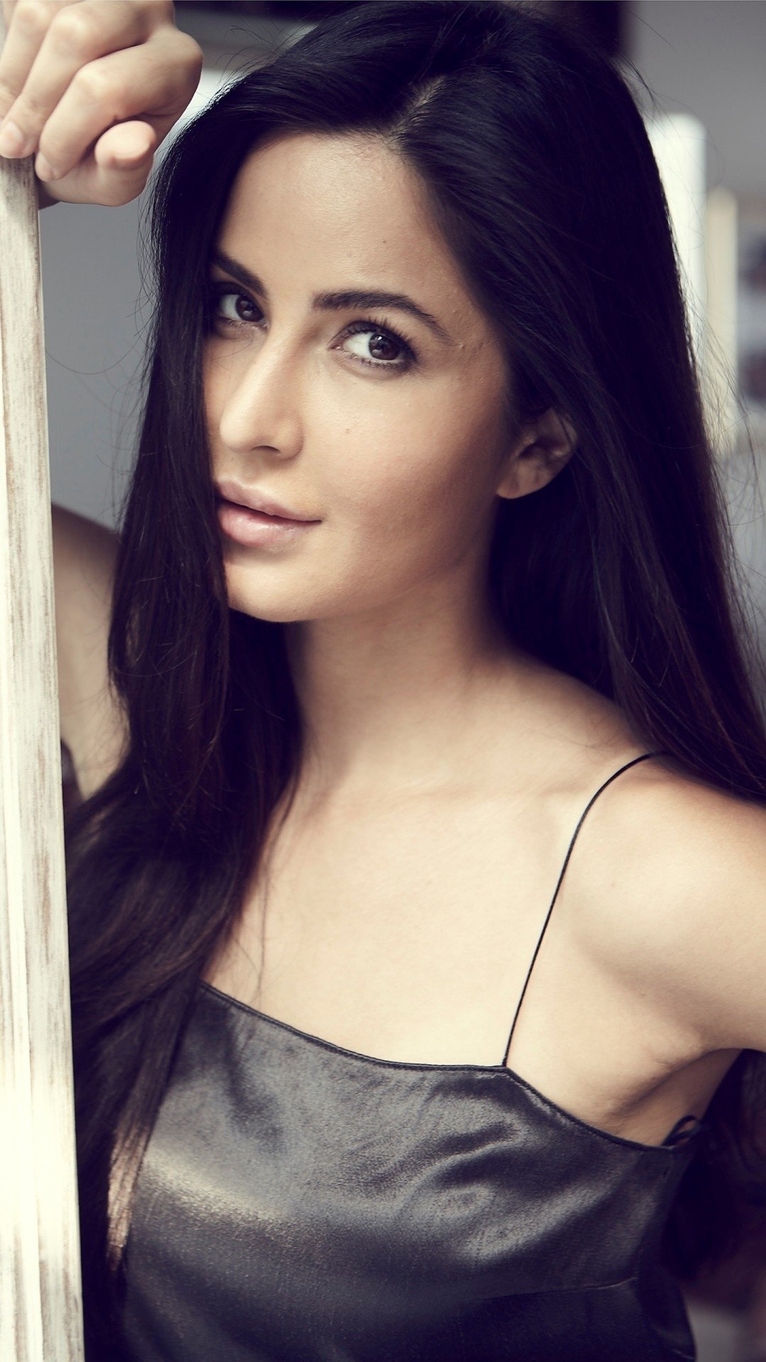 Katrina Kaif, Famous celebrity, Iconic persona, 1080x1920 Full HD Phone
