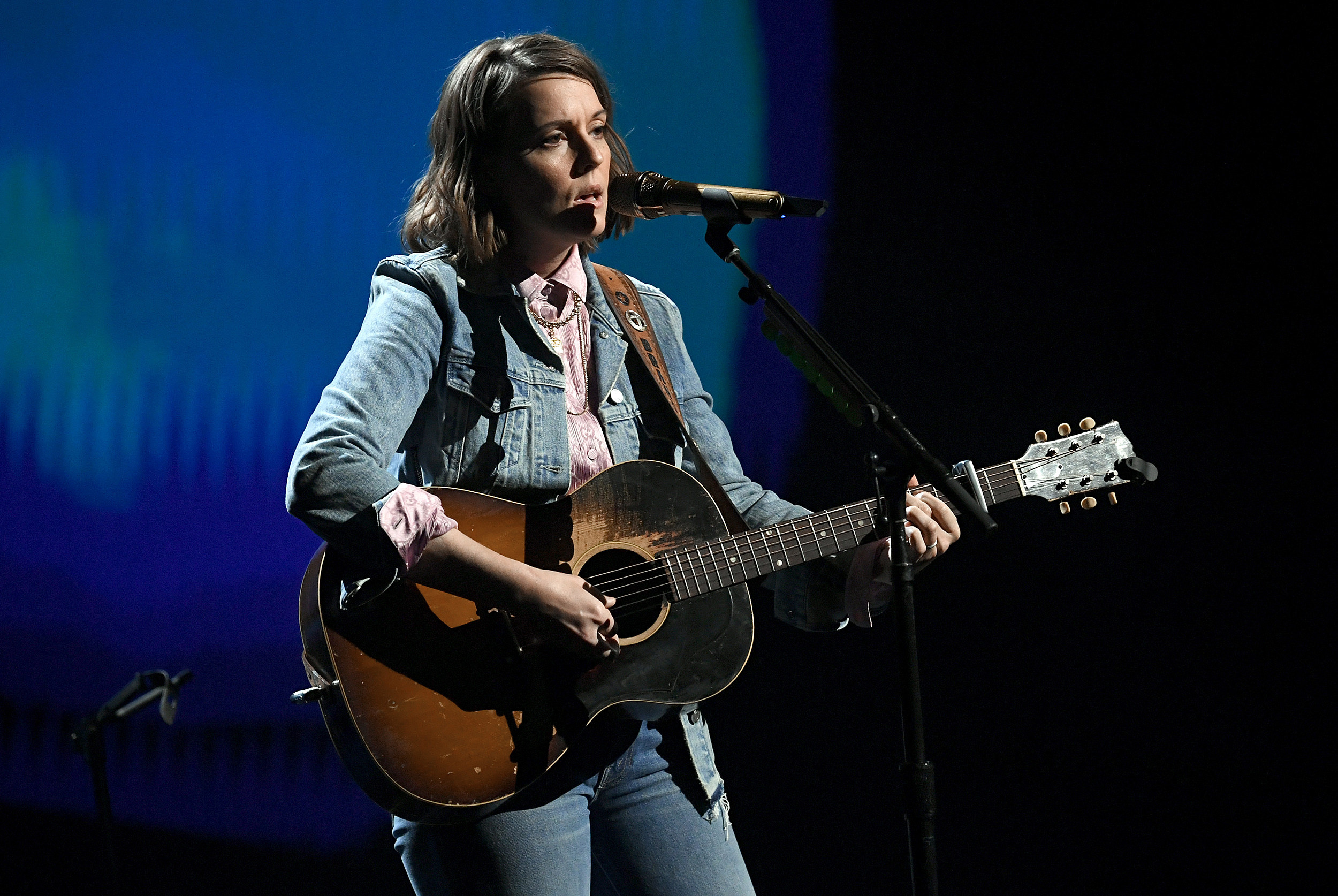 Brandi Carlile, Grammy tribute, John Prine, Musical homage, 2500x1680 HD Desktop