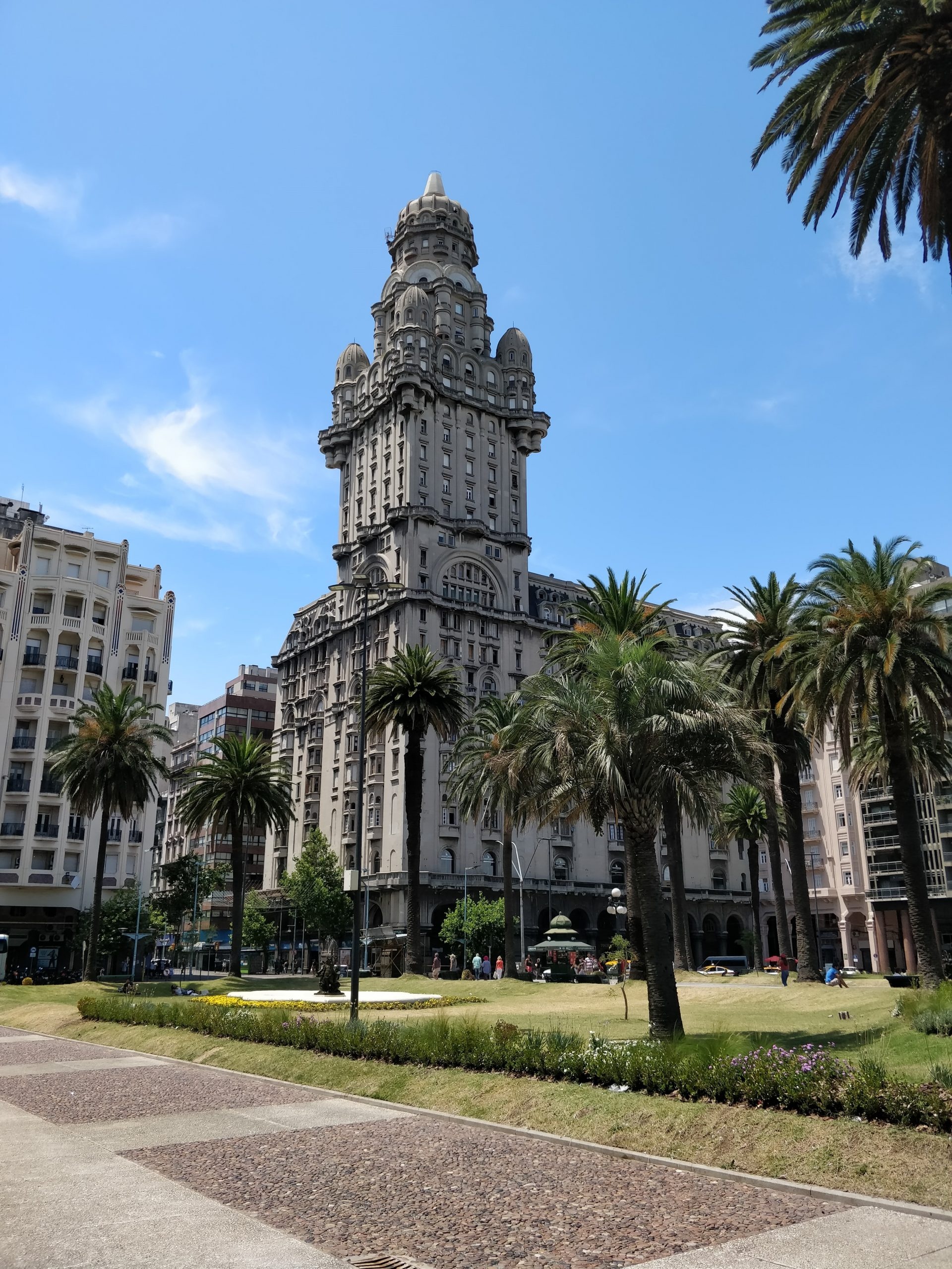 Palacio Salvo, Montevideo (Uruguay) Wallpaper, 1920x2560 HD Phone