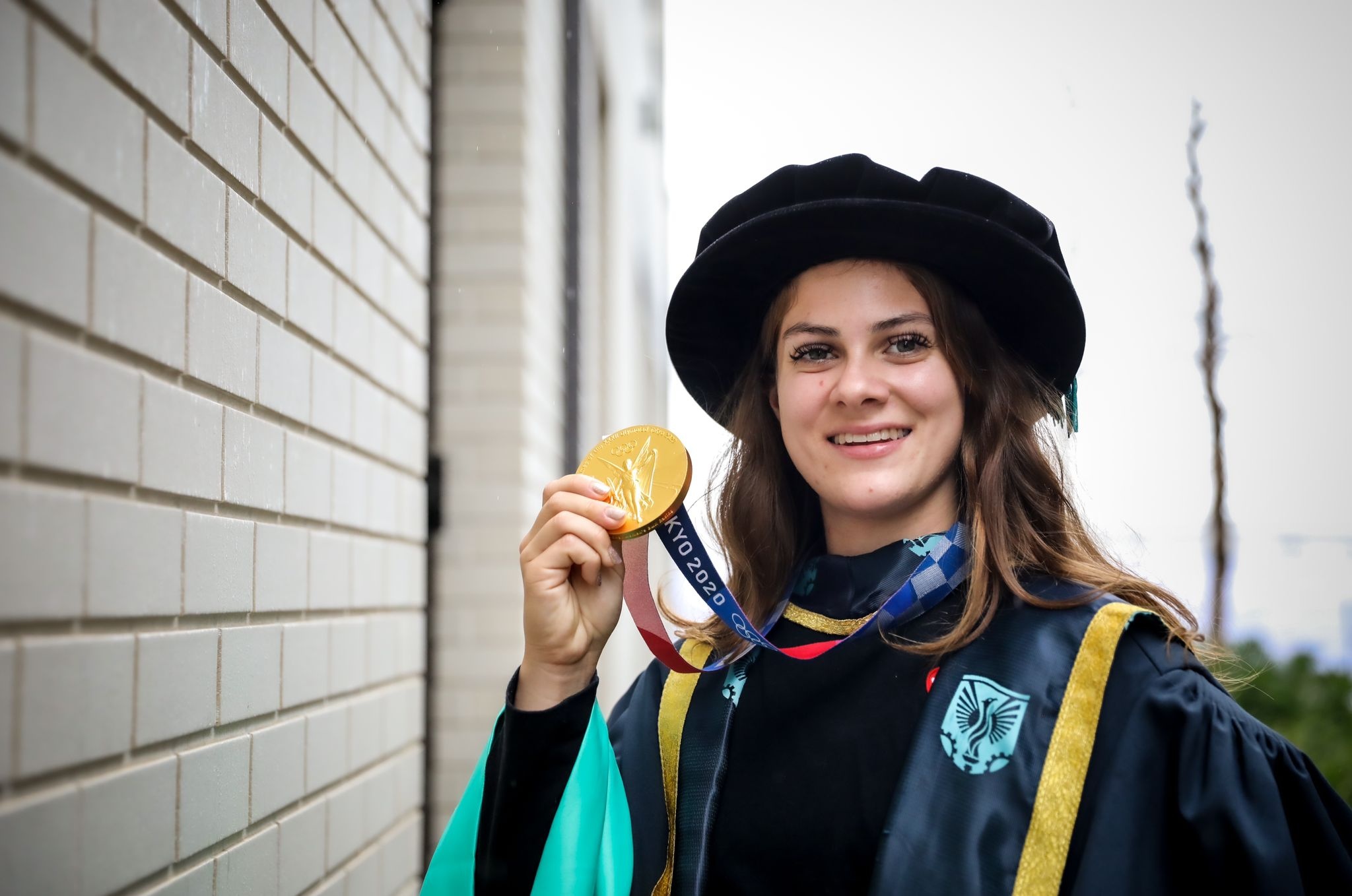 Bethany Shriever, University of East London, Honours Olympian, Newham Recorder, 2050x1360 HD Desktop