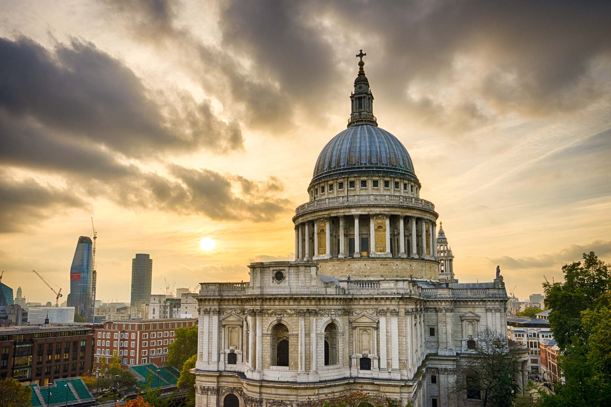 St. Paul's cathedral, London beauty, High definition wallpaper, Iconic landmark, 2050x1370 HD Desktop