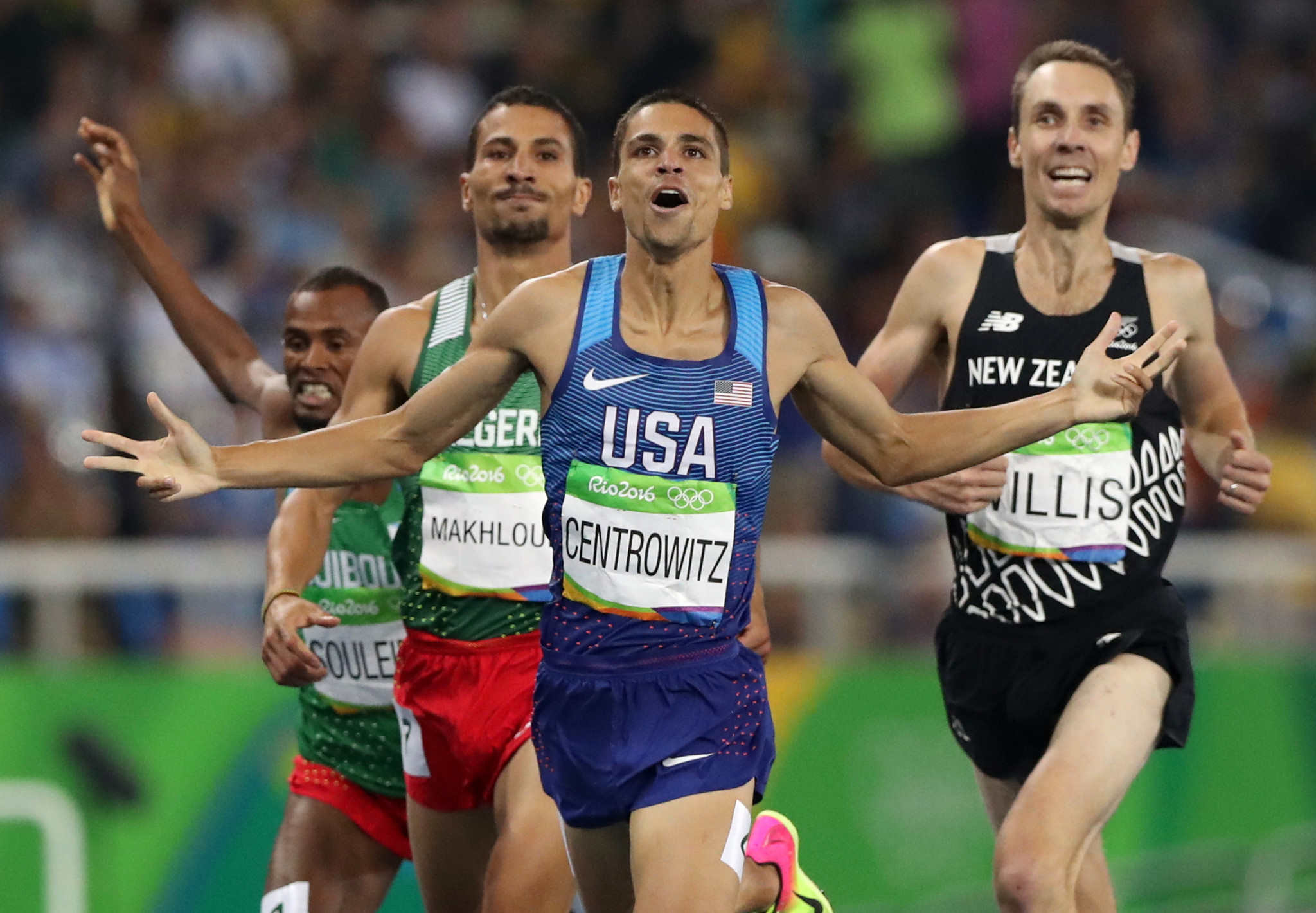 Taoufik Makhloufi, Matt Centrowitz, Historic gold medal, Chicago Tribune spotlight, 2050x1420 HD Desktop