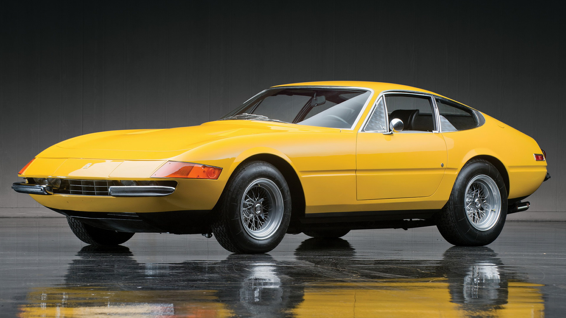 Ferrari Daytona, Auto beauty, Sleek curves, Stunning exterior, 1920x1080 Full HD Desktop