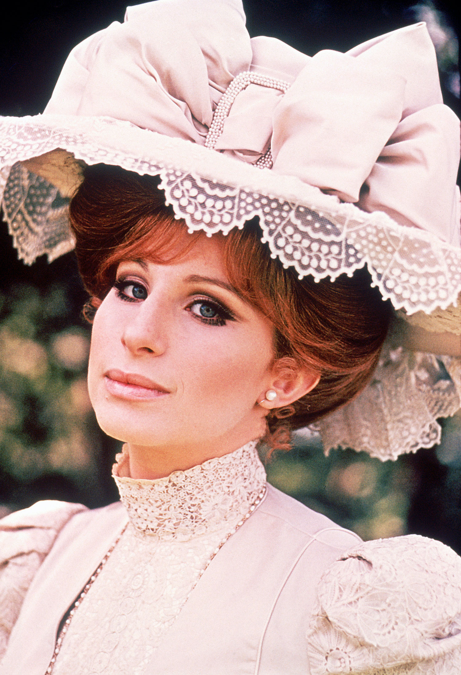 Barbra Streisand, HD wallpaper, Photo, Free download, 1500x2200 HD Phone