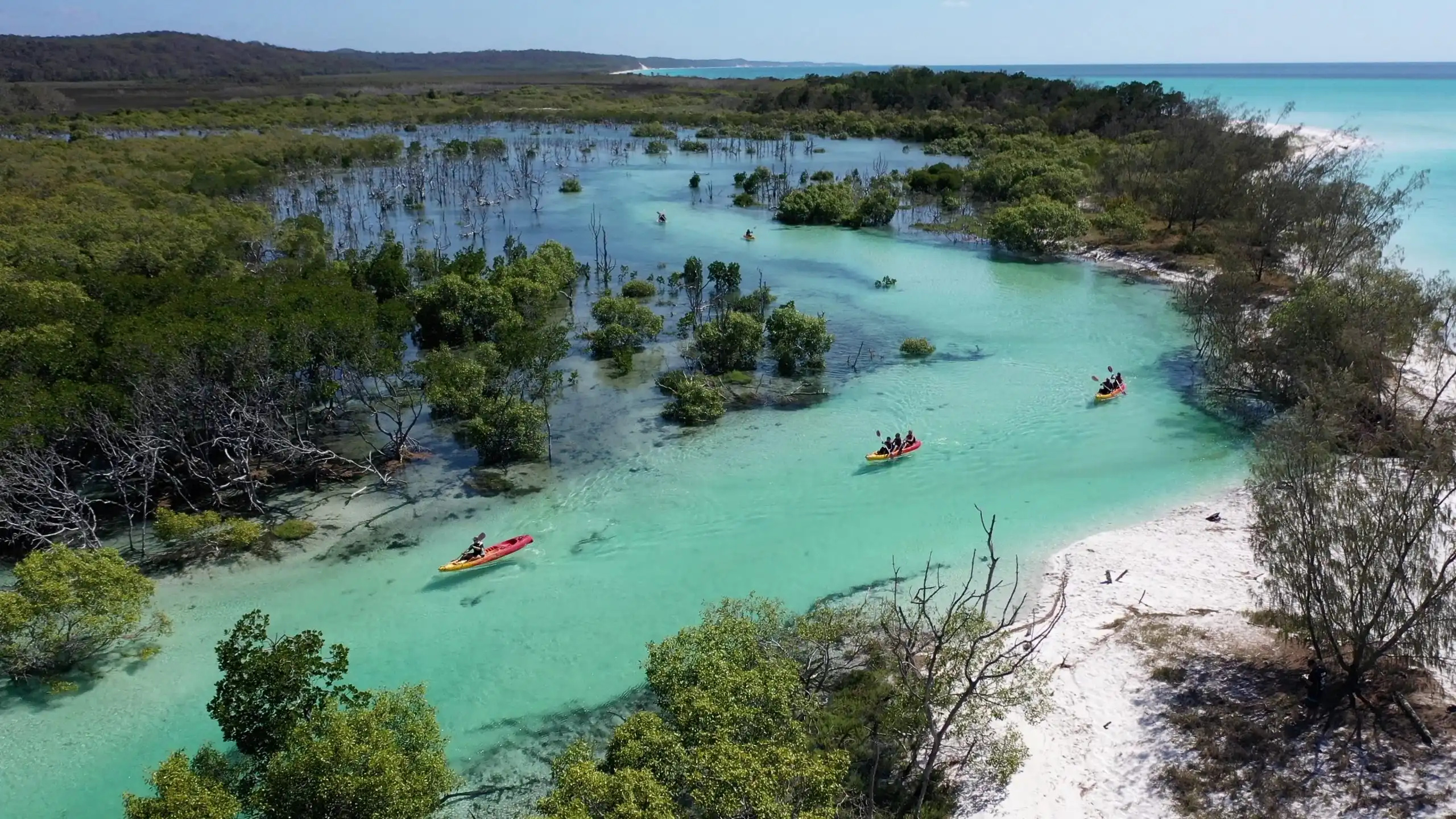 Fraser Explorer, Remote Fraser Island, Woolshed eco, Travels, 2560x1440 HD Desktop