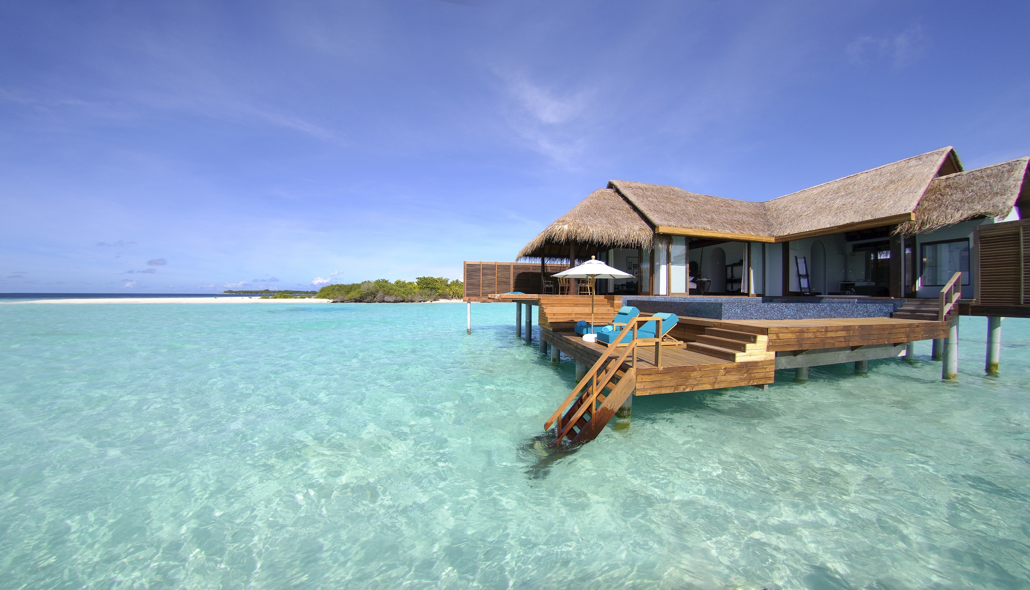 Travelling to bungalows, Free download available, Expansive collection, Wallpapers, 3580x2050 HD Desktop