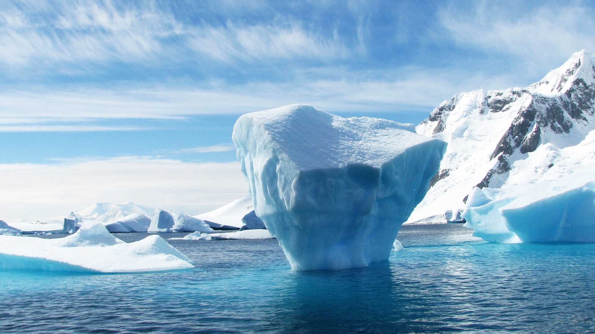 HD wonderland, Crystal kingdom, Glistening ice, Ethereal beauty, 1920x1080 Full HD Desktop
