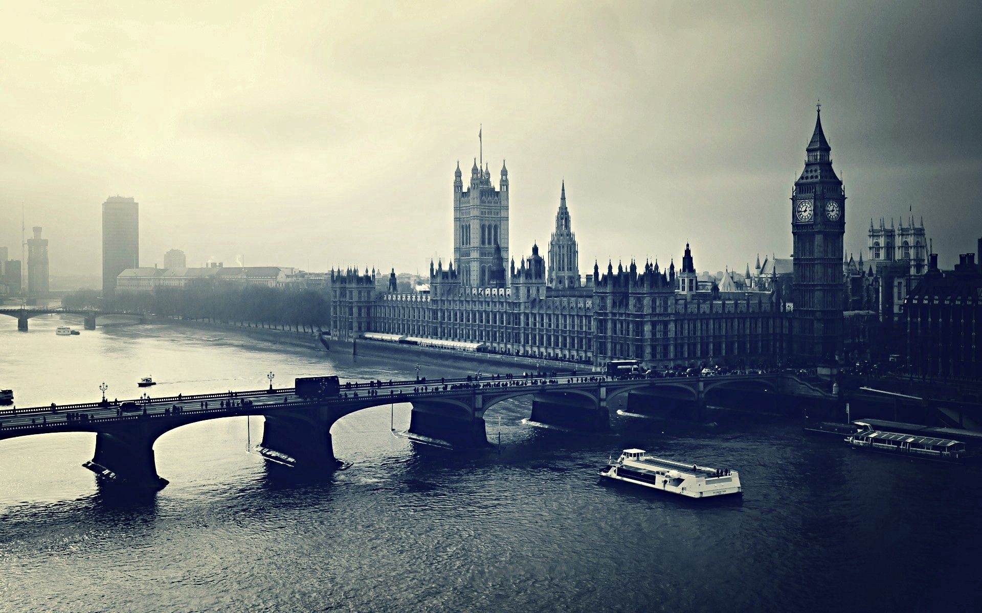 The River Thames London, Serene waters, Captivating reflections, Urban scenery, 1920x1200 HD Desktop