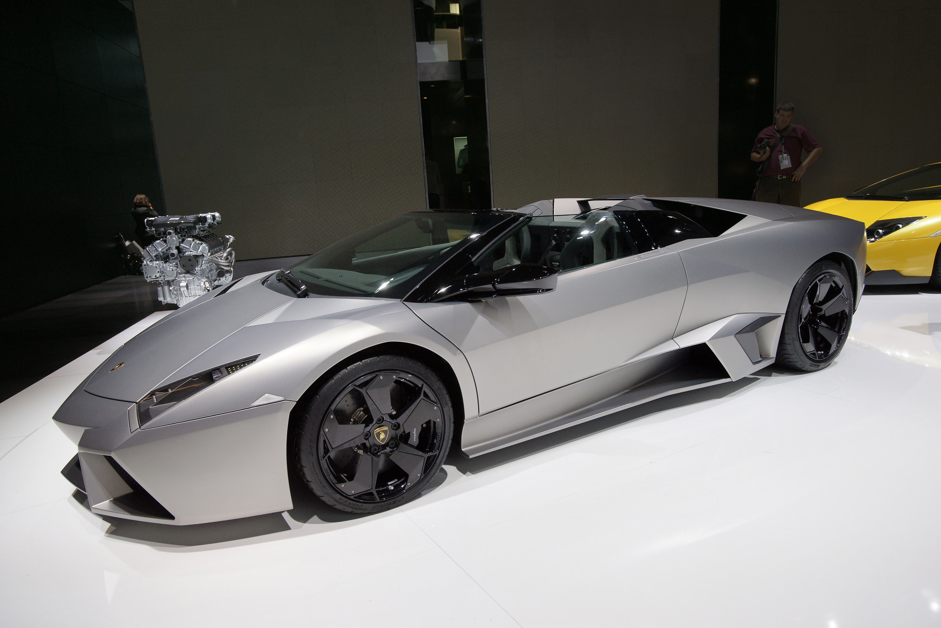 Showroom, Lamborghini Reventon Wallpaper, 3000x2000 HD Desktop