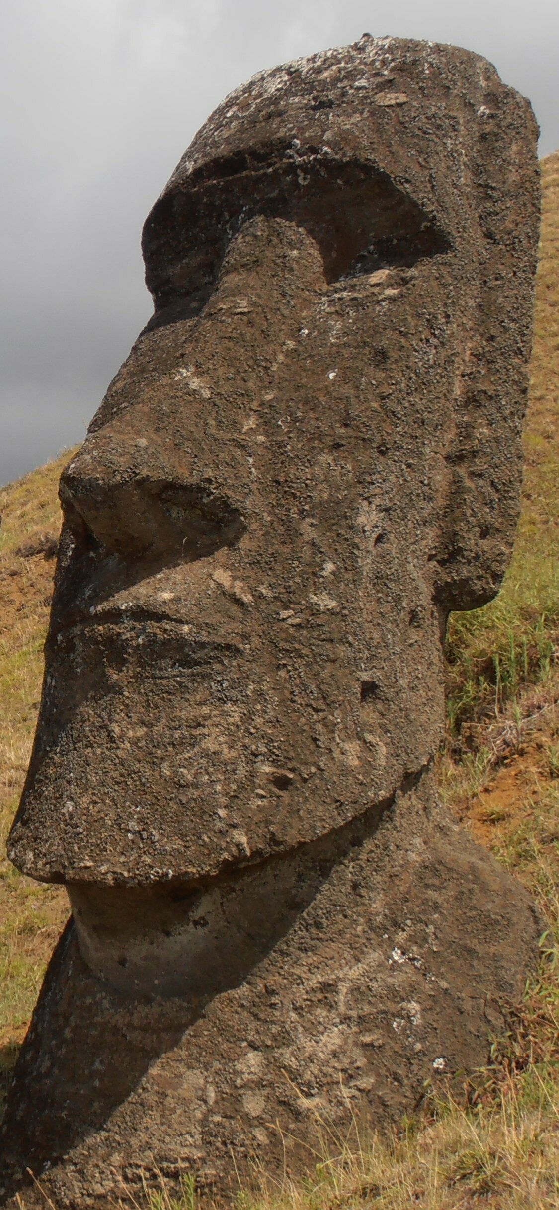 Man-made moai, Archaeological marvels, Sculptural craftsmanship, Cultural artifacts, 1130x2440 HD Phone