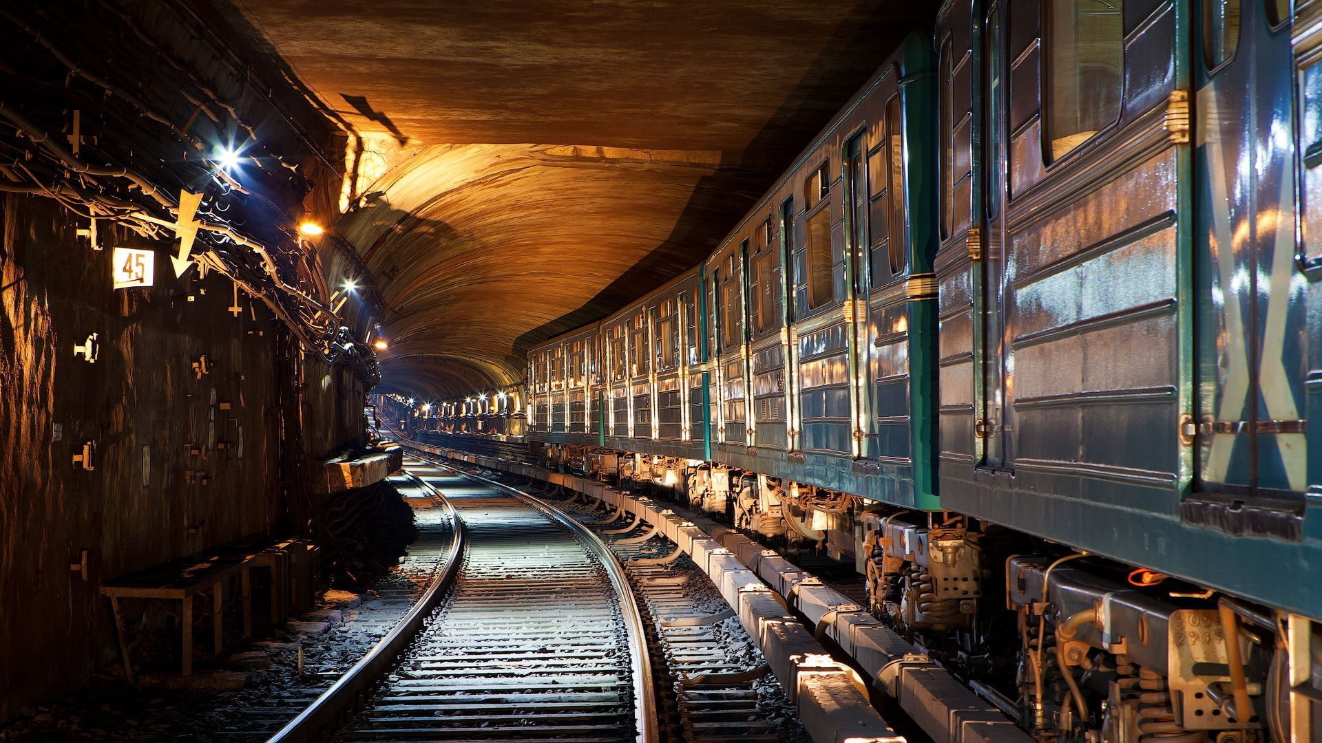 Tunnel Between Stations, Subways Wallpaper, 1920x1080 Full HD Desktop