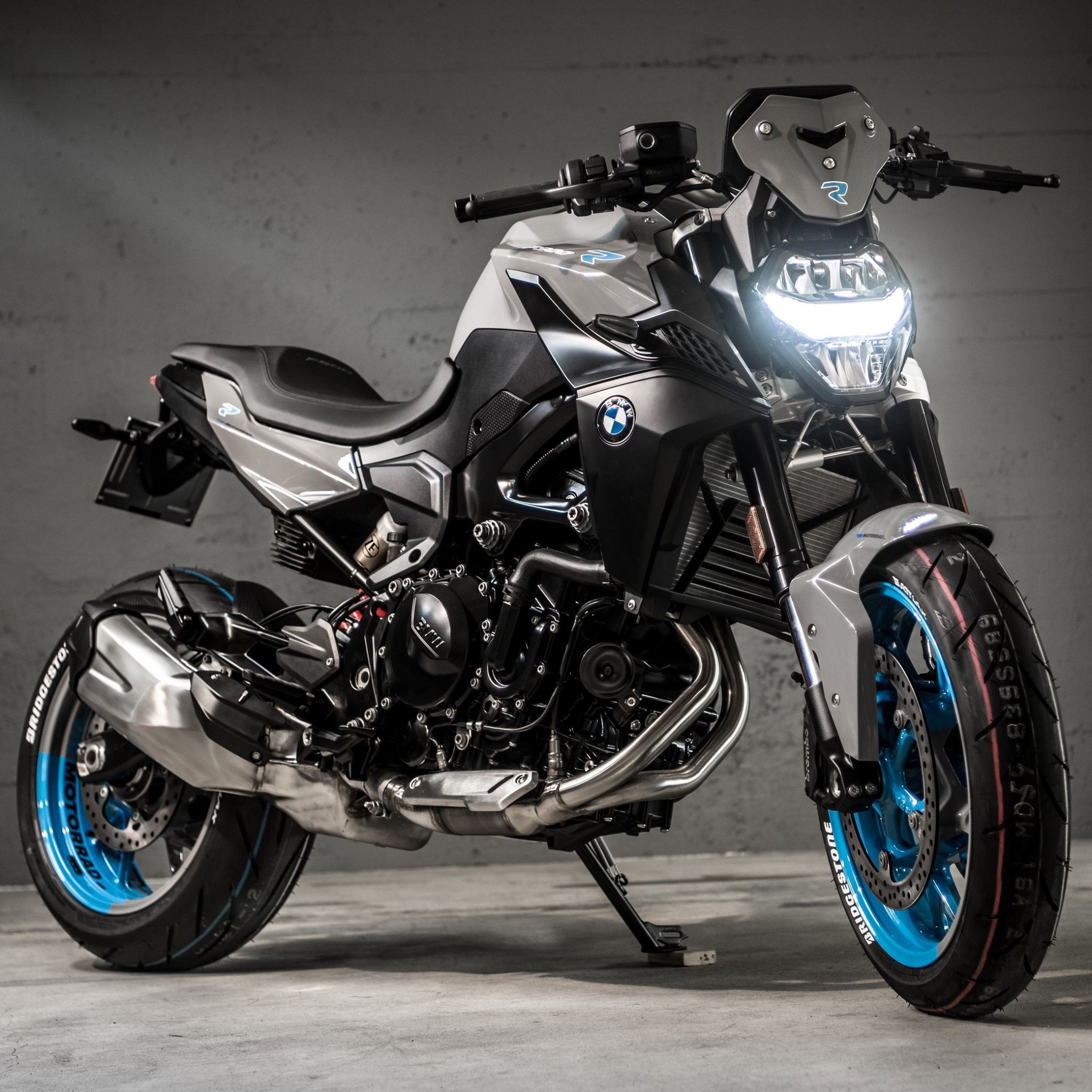 BMW F 900 R, Motos Personalizadas, Motos Geniales, Motocicletas BMW, 2050x2050 HD Phone