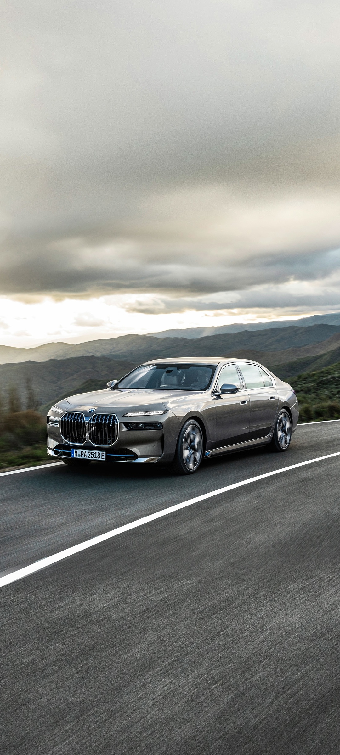 BMW i7, Electric Sedan, xDrive60, Luxurious Interior, Sustainable Driving, 1080x2400 HD Phone