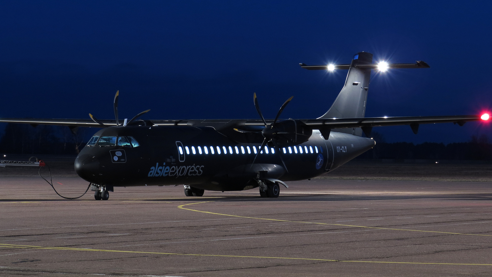 ATR 72, Alsie Express, Scandinavian airline, Commercial aviation, 1920x1080 Full HD Desktop