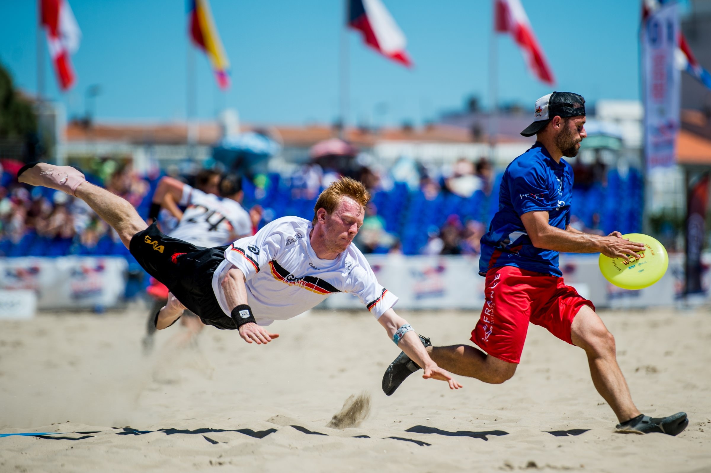 France vs Germany, Flying Disc Sports Wallpaper, 2400x1600 HD Desktop