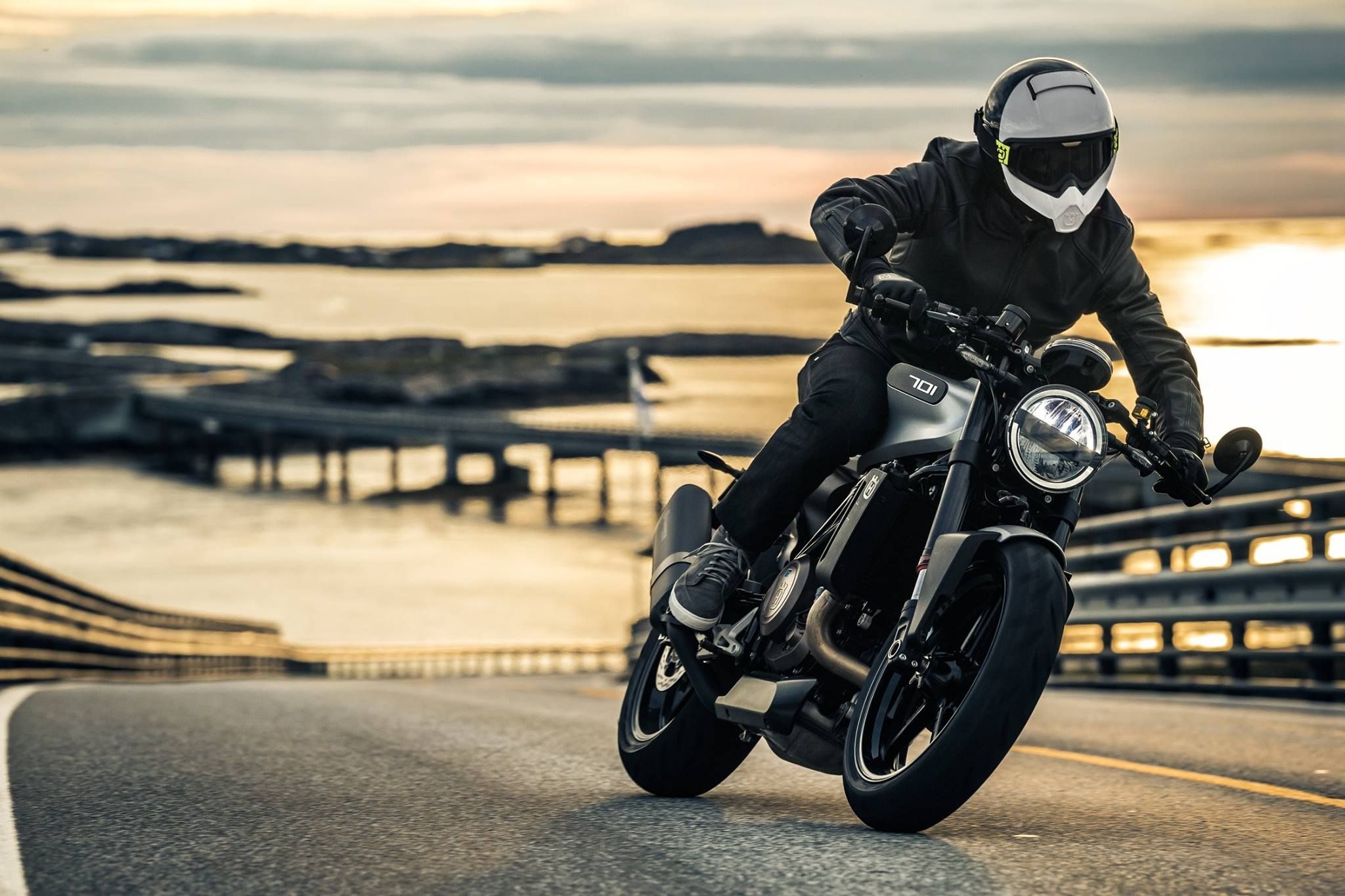 Bike Husqvarna, Adventure bike, 2050x1370 HD Desktop