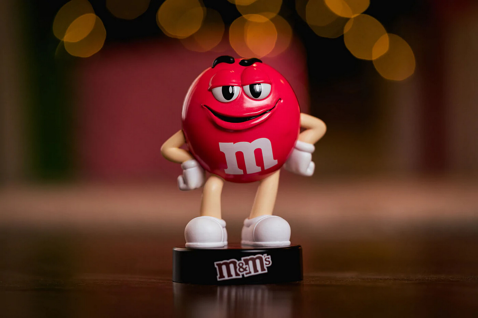 M&M's, Fun-sized candies, Bursting with flavor, Snack on the go, 1920x1280 HD Desktop