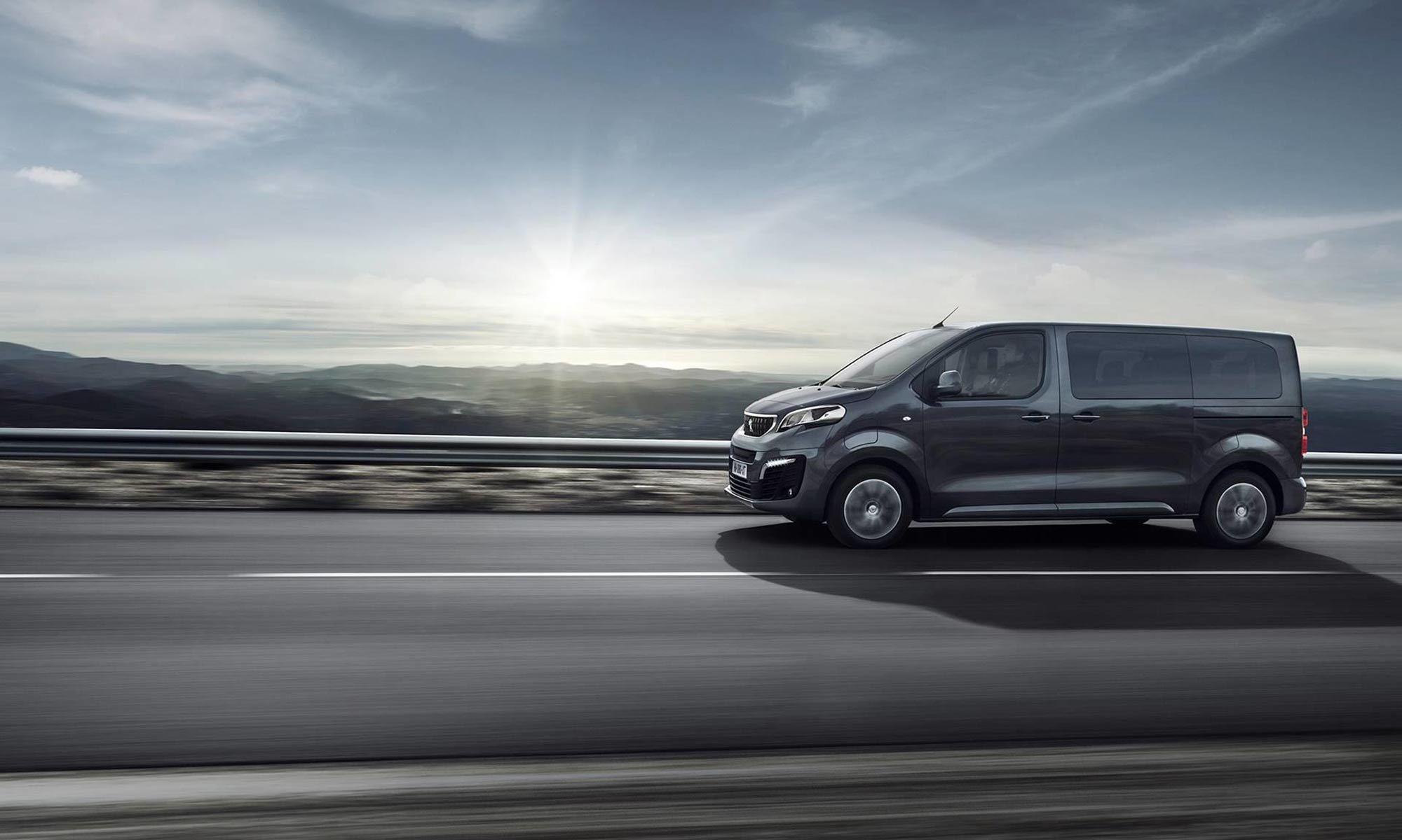 2021 Model, Peugeot Traveller Wallpaper, 2000x1200 HD Desktop