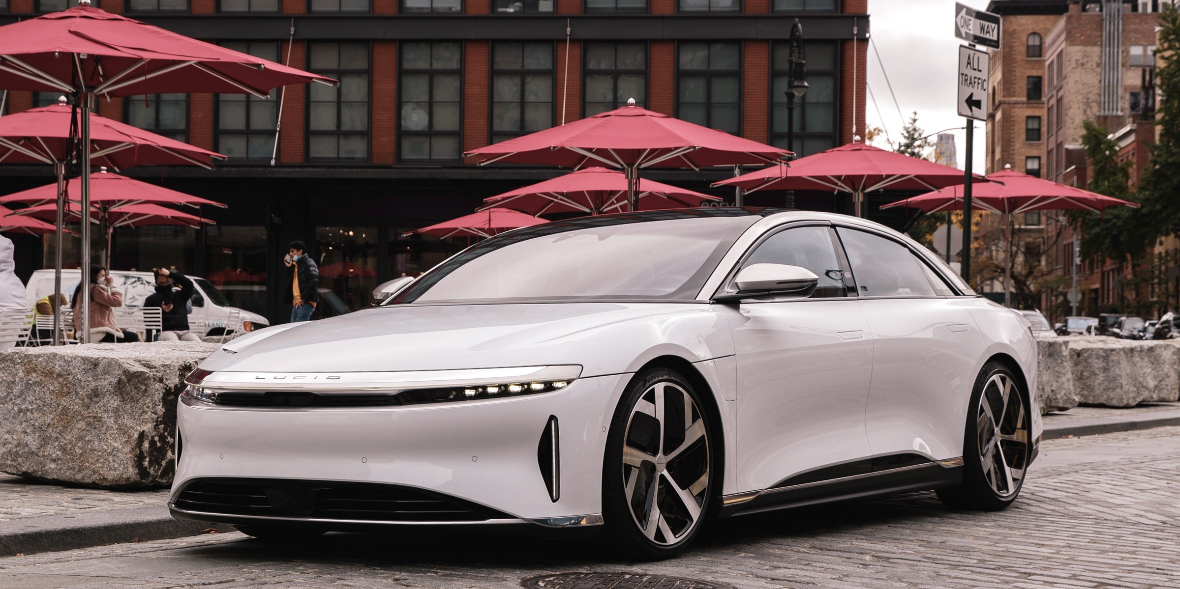 Lucid Motors, Lucid Air reservations, First car launch, Market demand, 2400x1200 Dual Screen Desktop