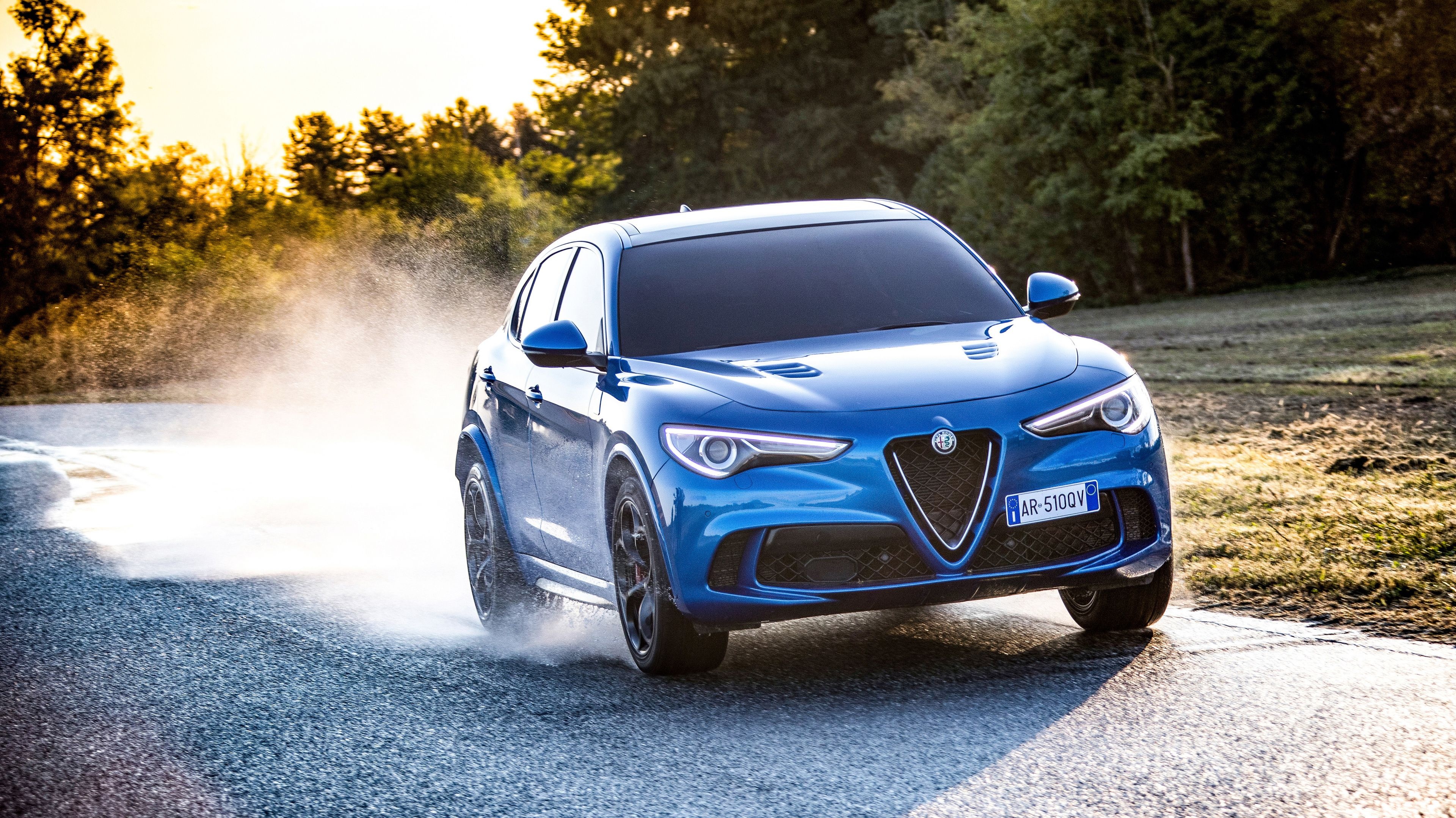 Alfa Romeo Stelvio Quadrifoglio, HD wallpapers, Luxury car, Muscle car, 3840x2160 4K Desktop