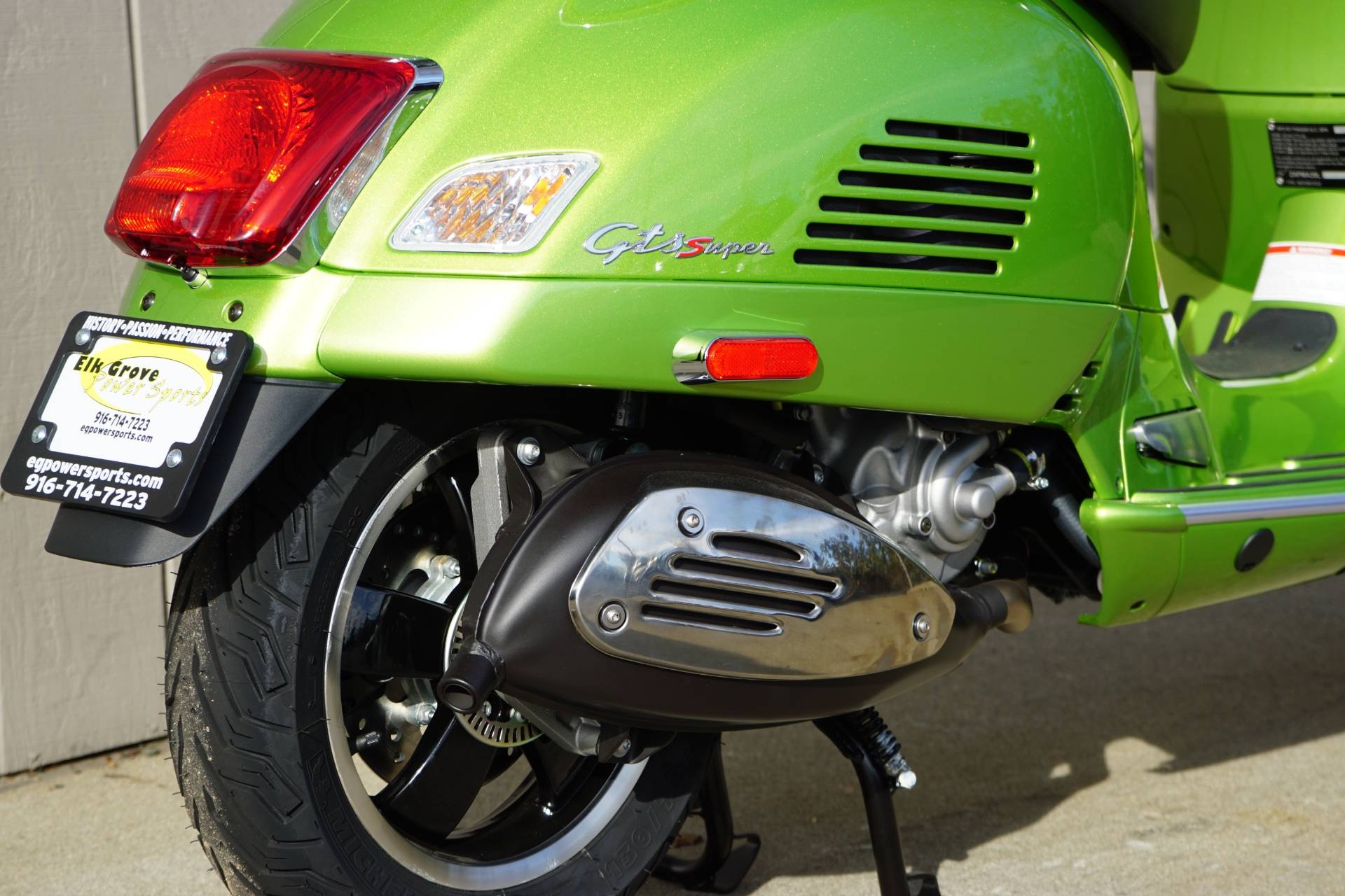 Vespa GTS Super 300, 2019 model, For sale, Elk Grove, 1920x1280 HD Desktop