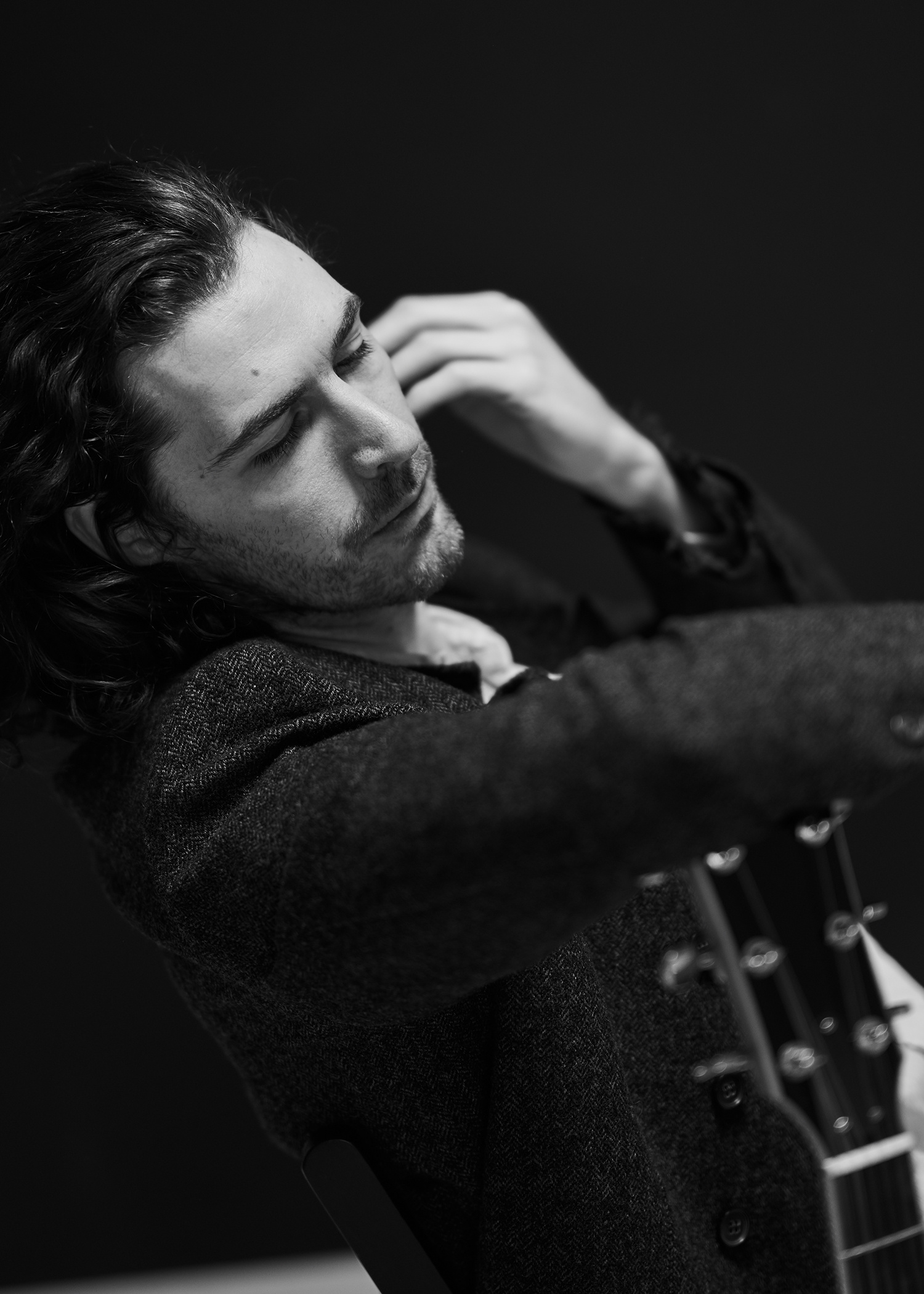 Hozier's Wasteland, Captivating music, Personal lyrics, Ladygunn review, 1500x2100 HD Phone