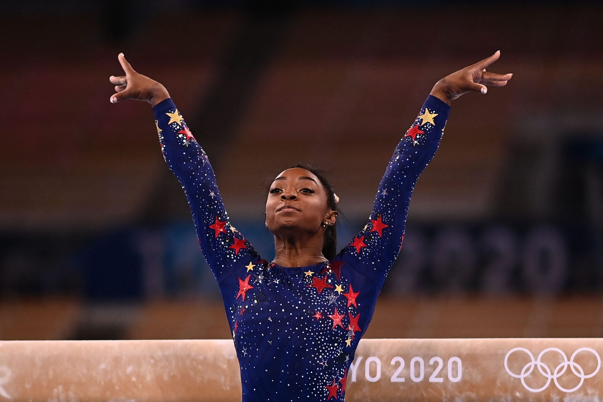 Simone Biles, Balance beam, Dropping out, Olympics, 2000x1340 HD Desktop