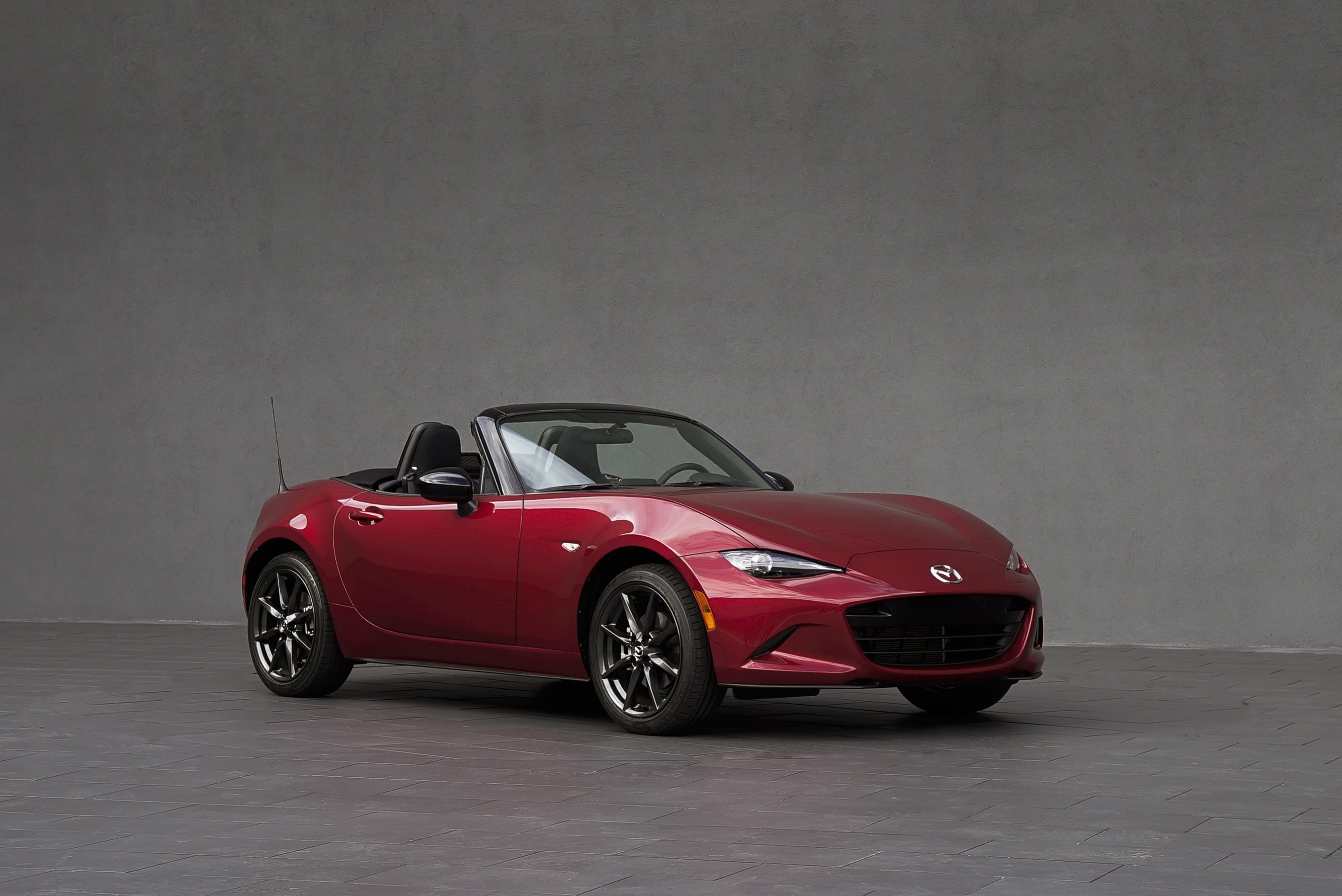 2016 Mazda MX 5 Miata, US spec, Red roadster, 2700x1810 HD Desktop