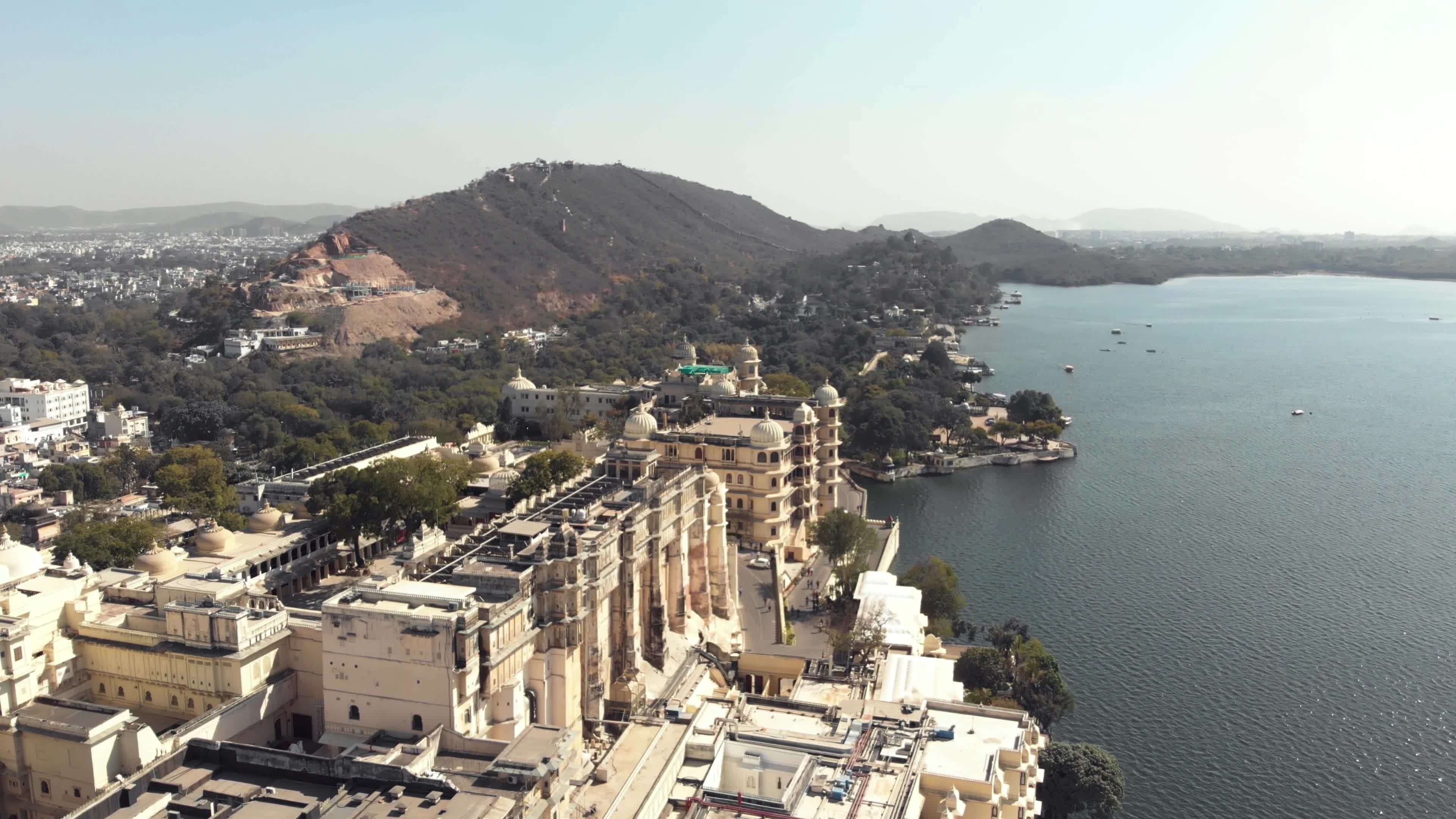 Lake Pichola, Aerial drone footage, Lakeshore Shiv Temple, Udaipur beauty, 3840x2160 4K Desktop