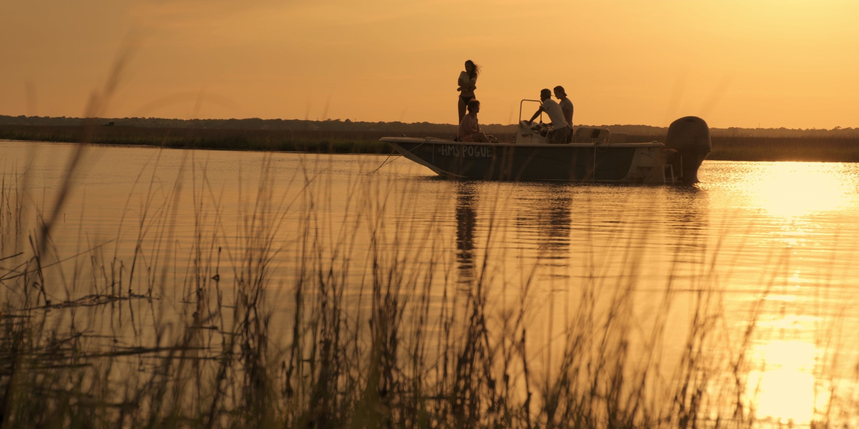 Outer Banks TV series, Netflix, 3000x1500 Dual Screen Desktop