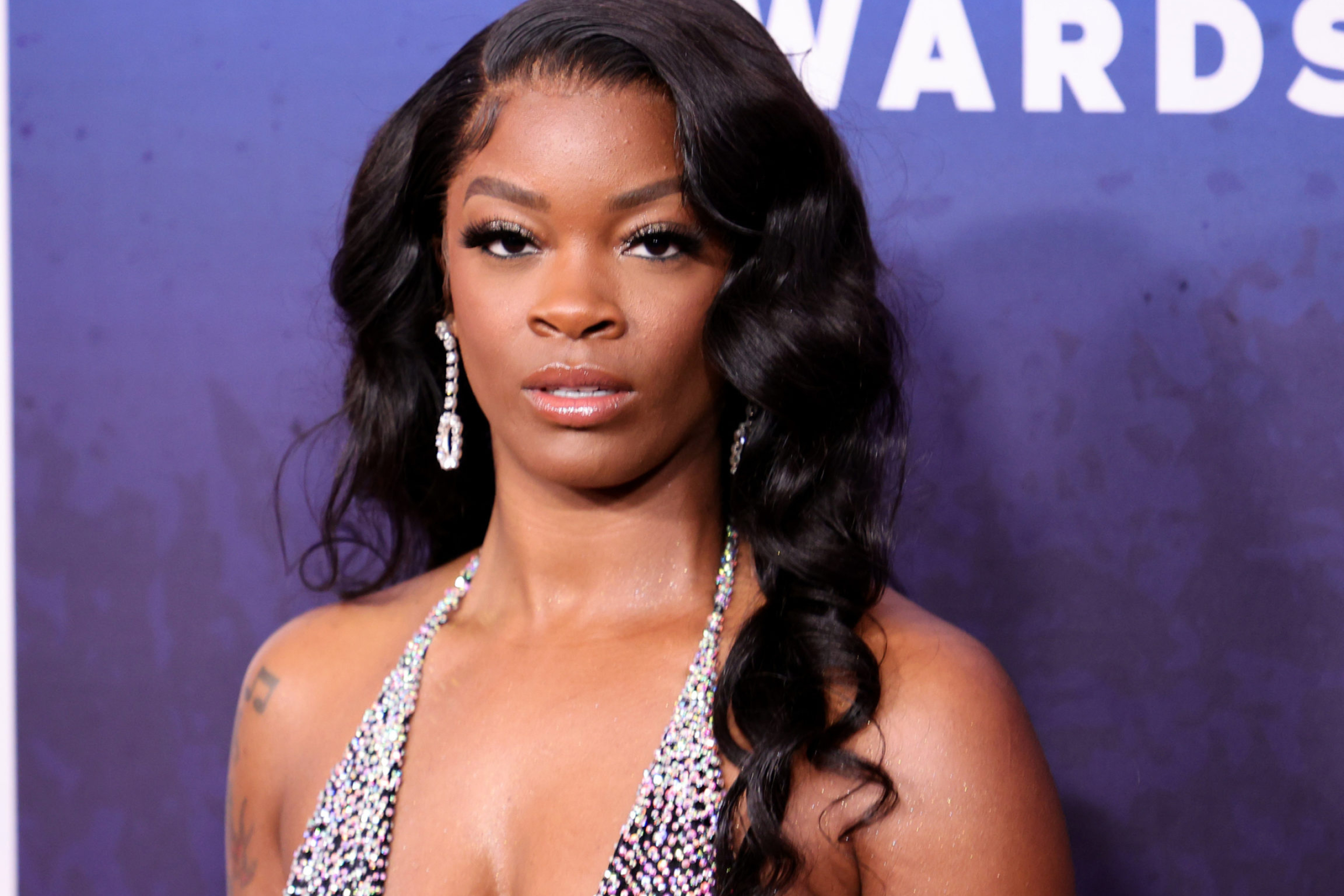 Ari Lennox, Unexpected backlash, Trip to Ghana, Drama unfolds, 2560x1710 HD Desktop