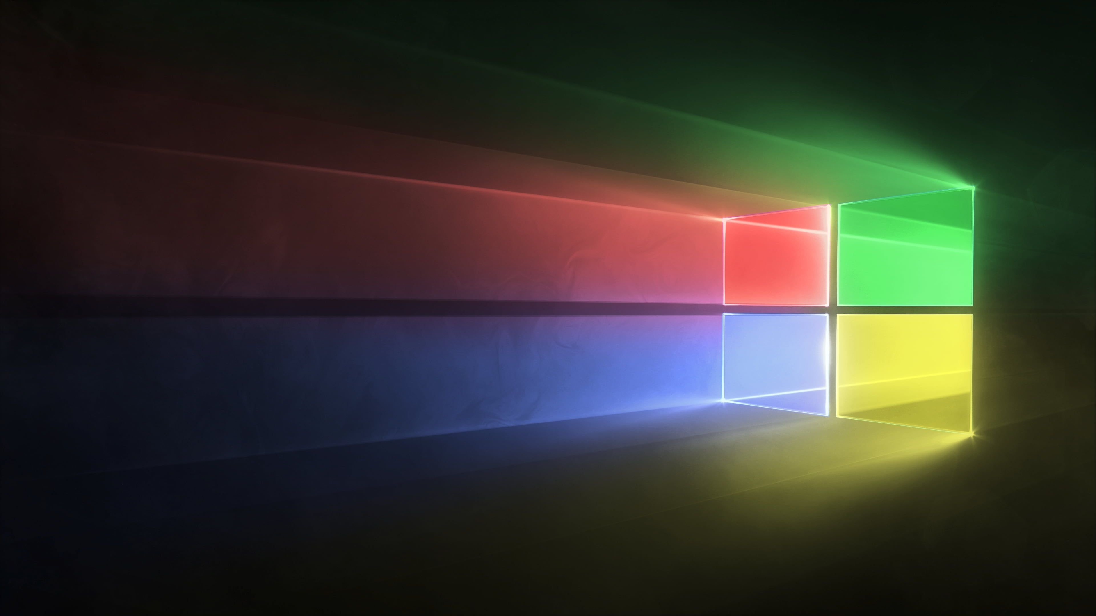 Windows 10 Hero logo, four-color light beams, volumetric light shafts, 4K Desktop wallpaper