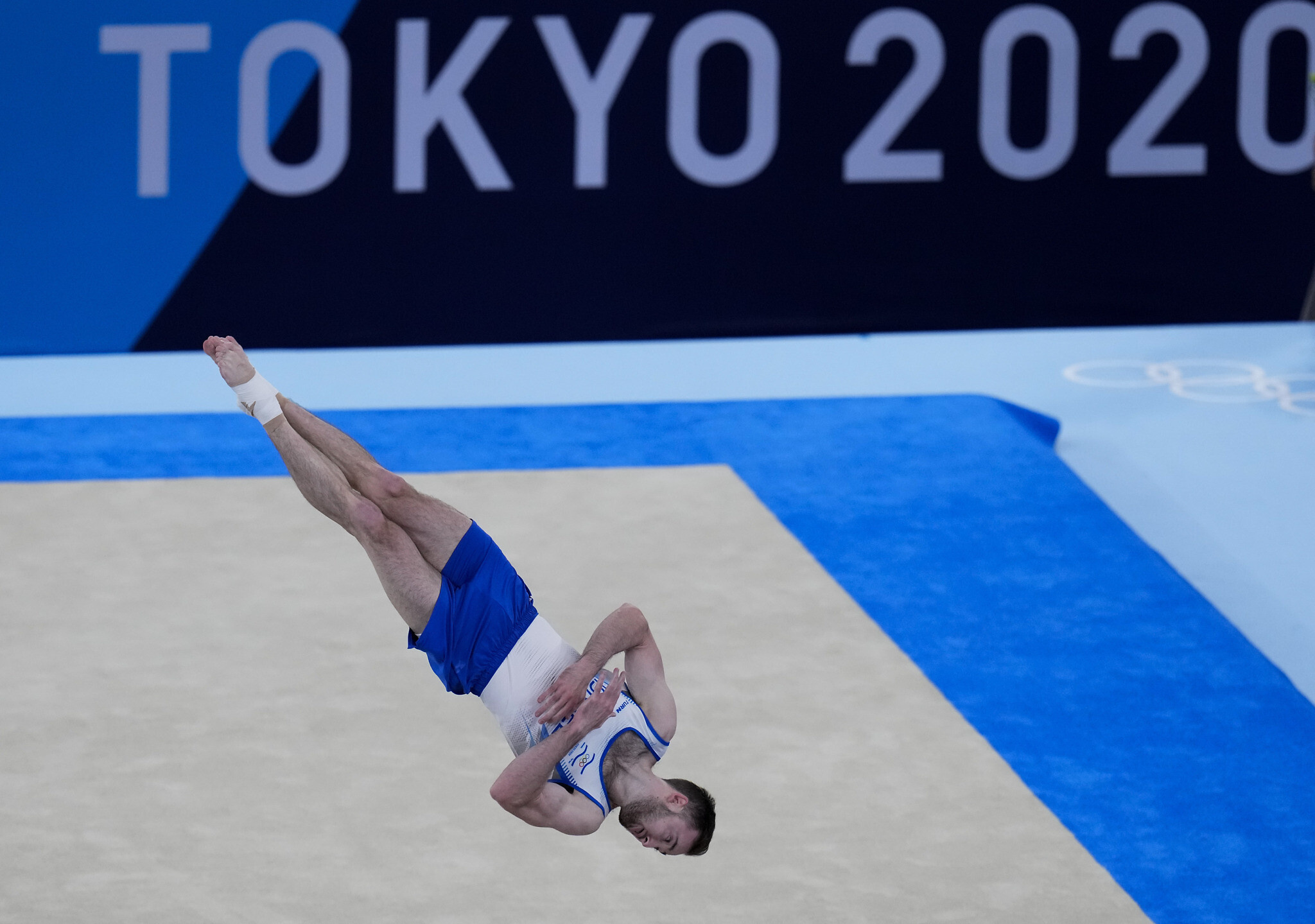 Artistic gymnast, Artem Dolgopyat, Olympic gold, The Times of Israel, 2050x1440 HD Desktop