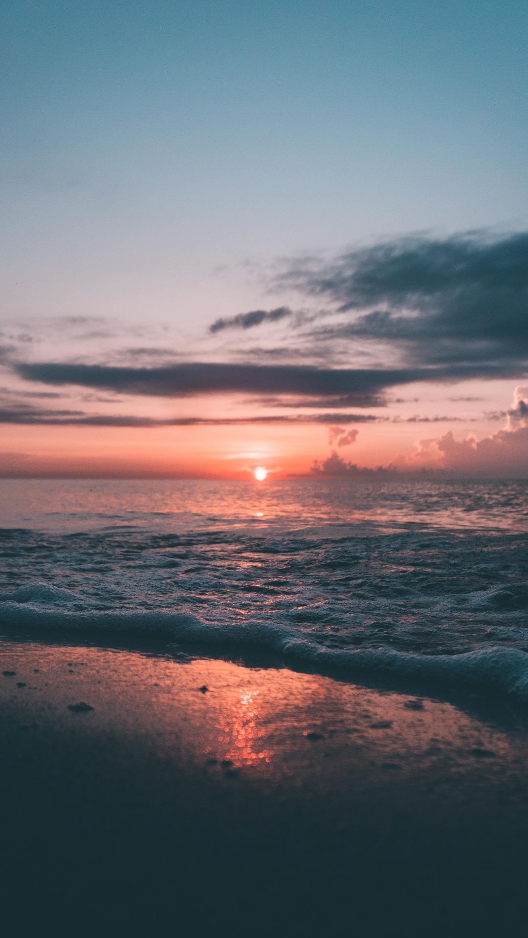 Setting sun horizon, Ocean tide foam, Wet sand reflection, Full HD Phone wallpaper