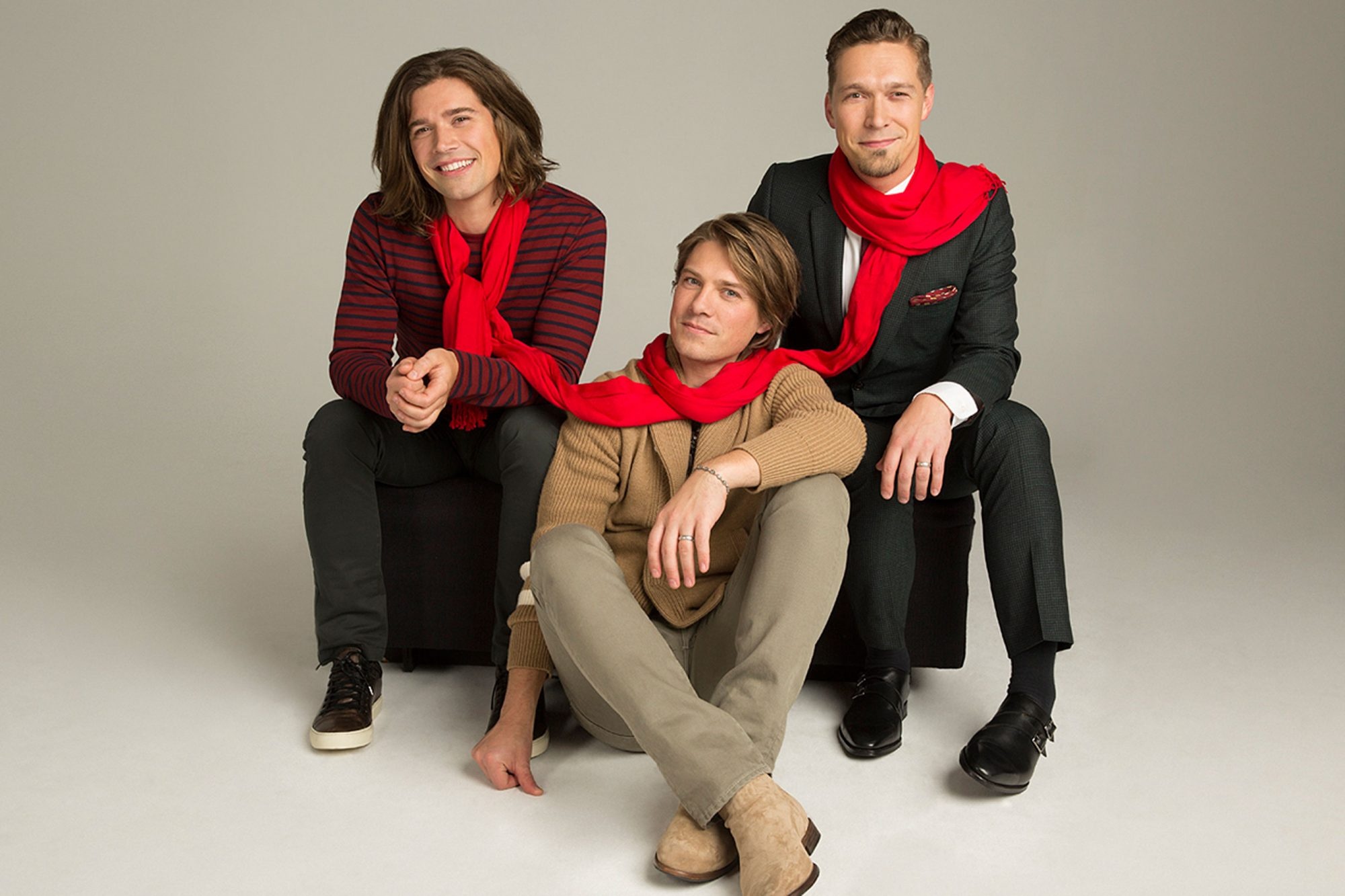 Taylor Hanson, Holiday album, Festive spirit, Christmas celebration, 2000x1340 HD Desktop