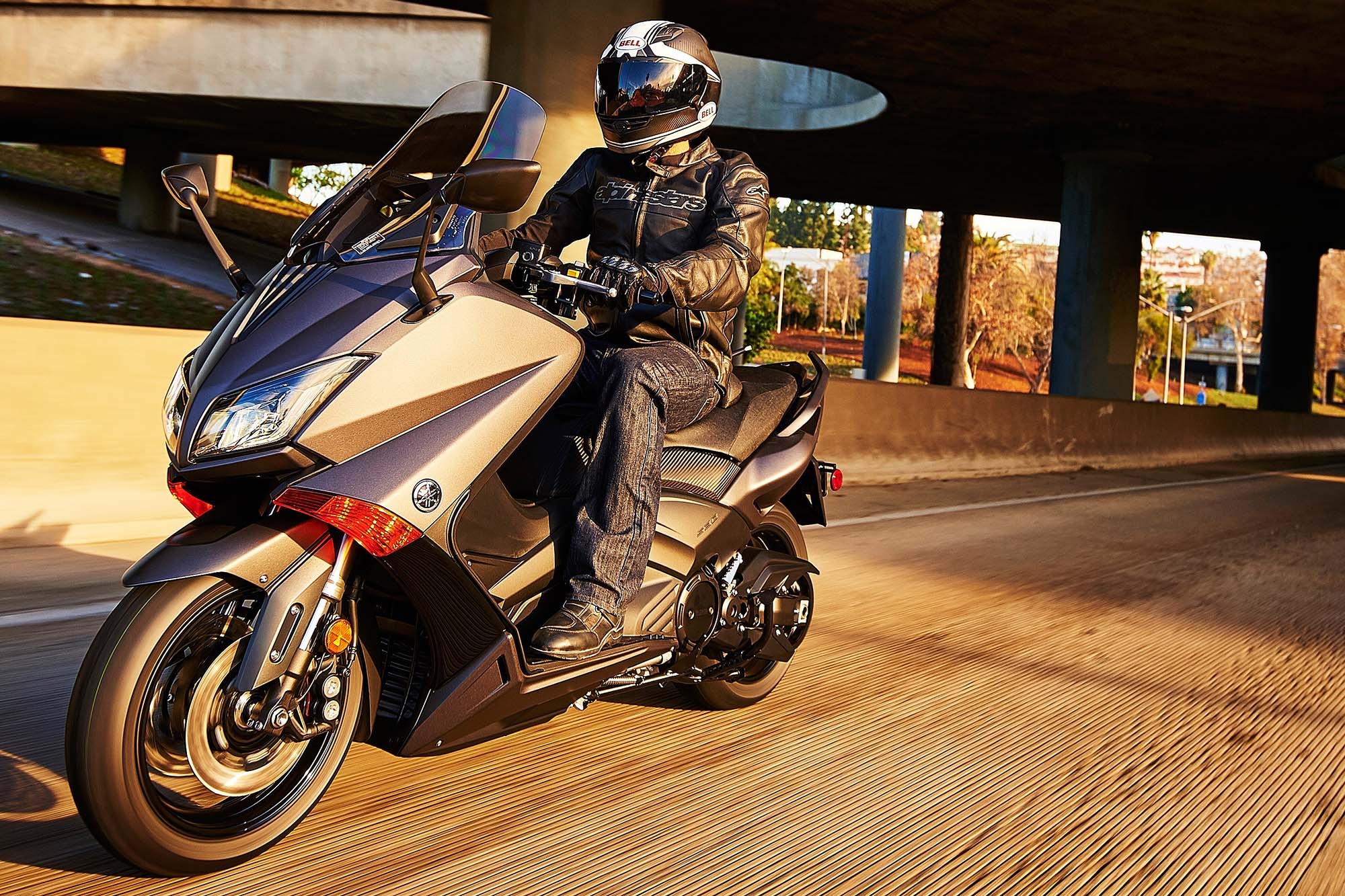 Yamaha TMAX, Arrival in America, Asphalt & Rubber, Auto, 2000x1340 HD Desktop