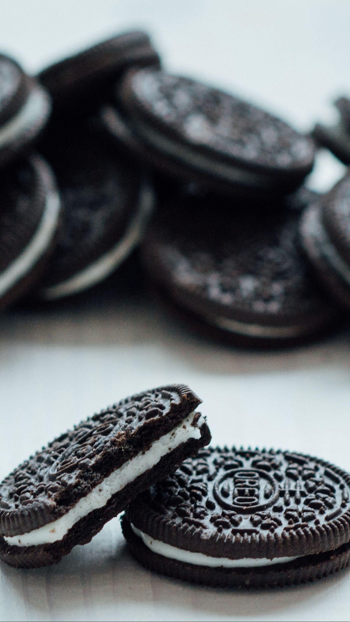 Oreo Cookie Delights, Sweet sensations, Indulgent satisfaction, Guilty pleasures, 1350x2400 HD Phone