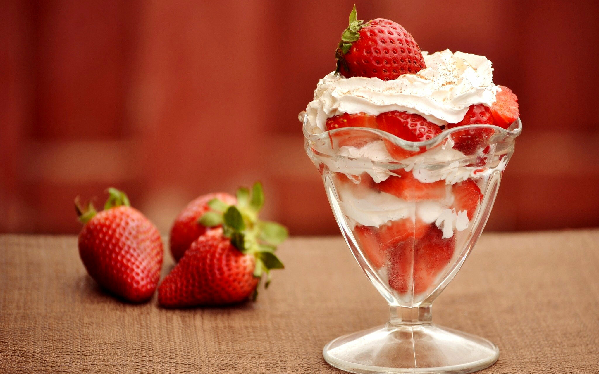 Strawberry, Ice Creams Wallpaper, 2050x1280 HD Desktop