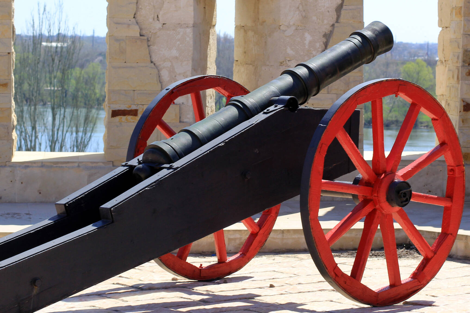 Moldova, Ancient gun image, Old cannon images, 1920x1280 HD Desktop